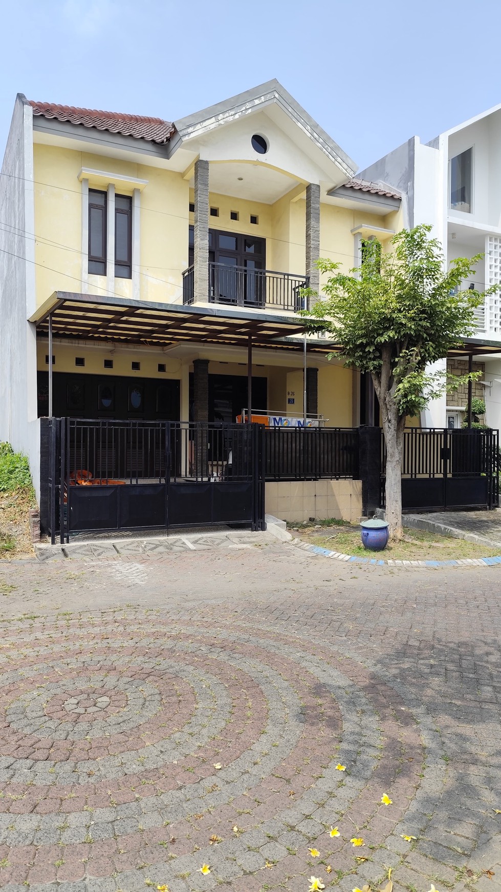 JUAL Rumah Second Semi Furnish Pinus Asri, Lidah Harapan