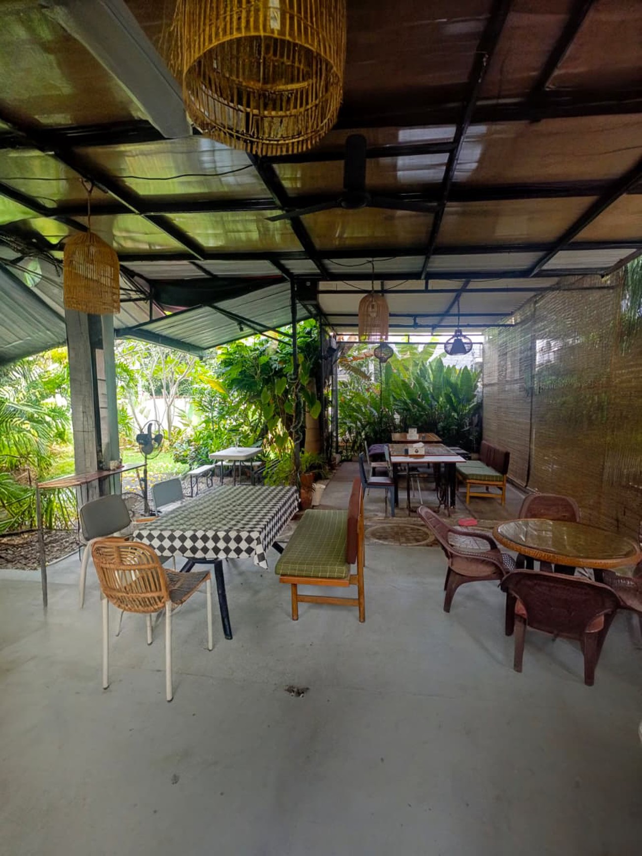 Rumah Bagus Di Jl Kesehatan, Bintaro Jakarta Selatan