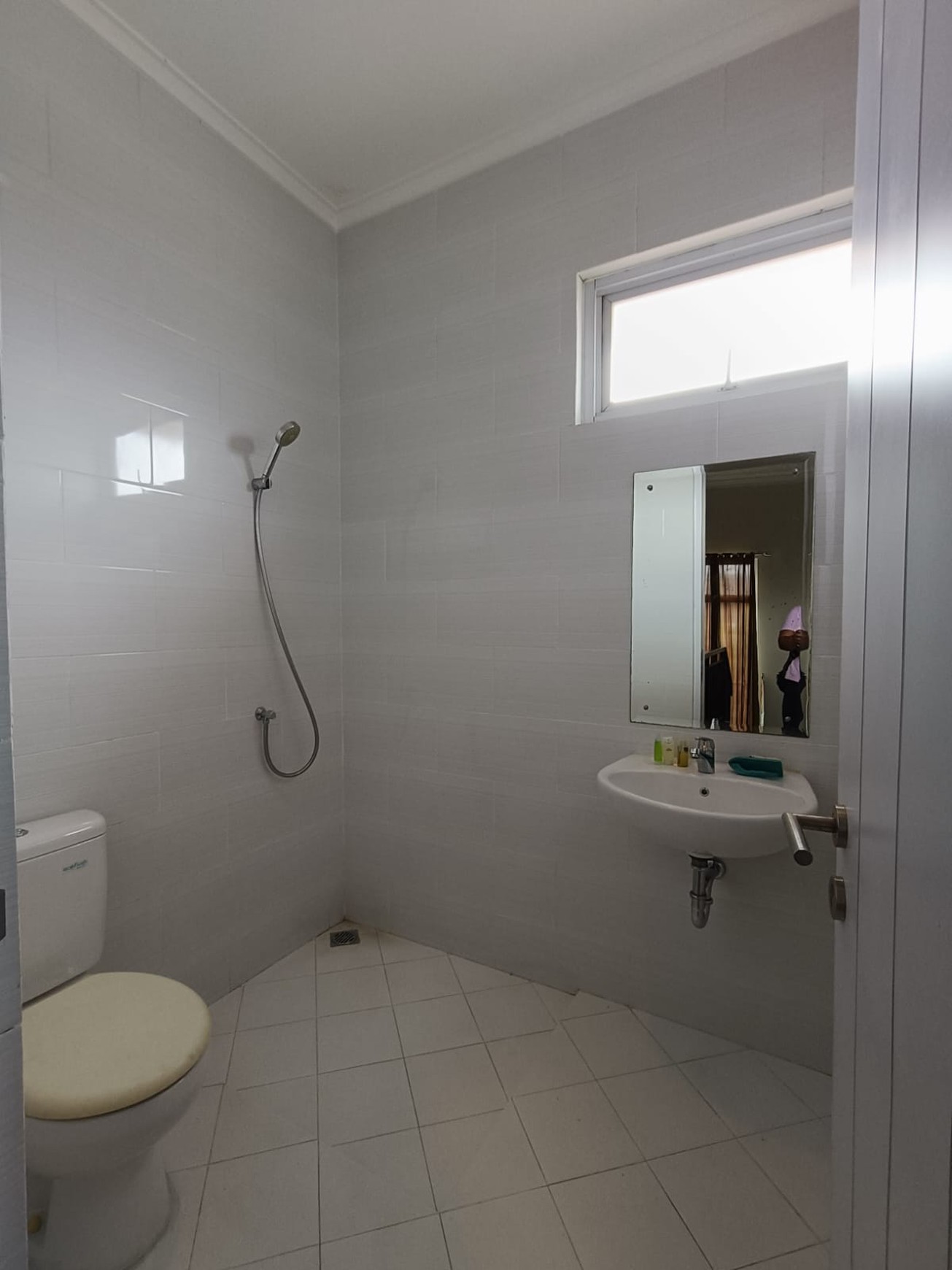 Cluster Cheryville , Grand Wisata .Bekasi
