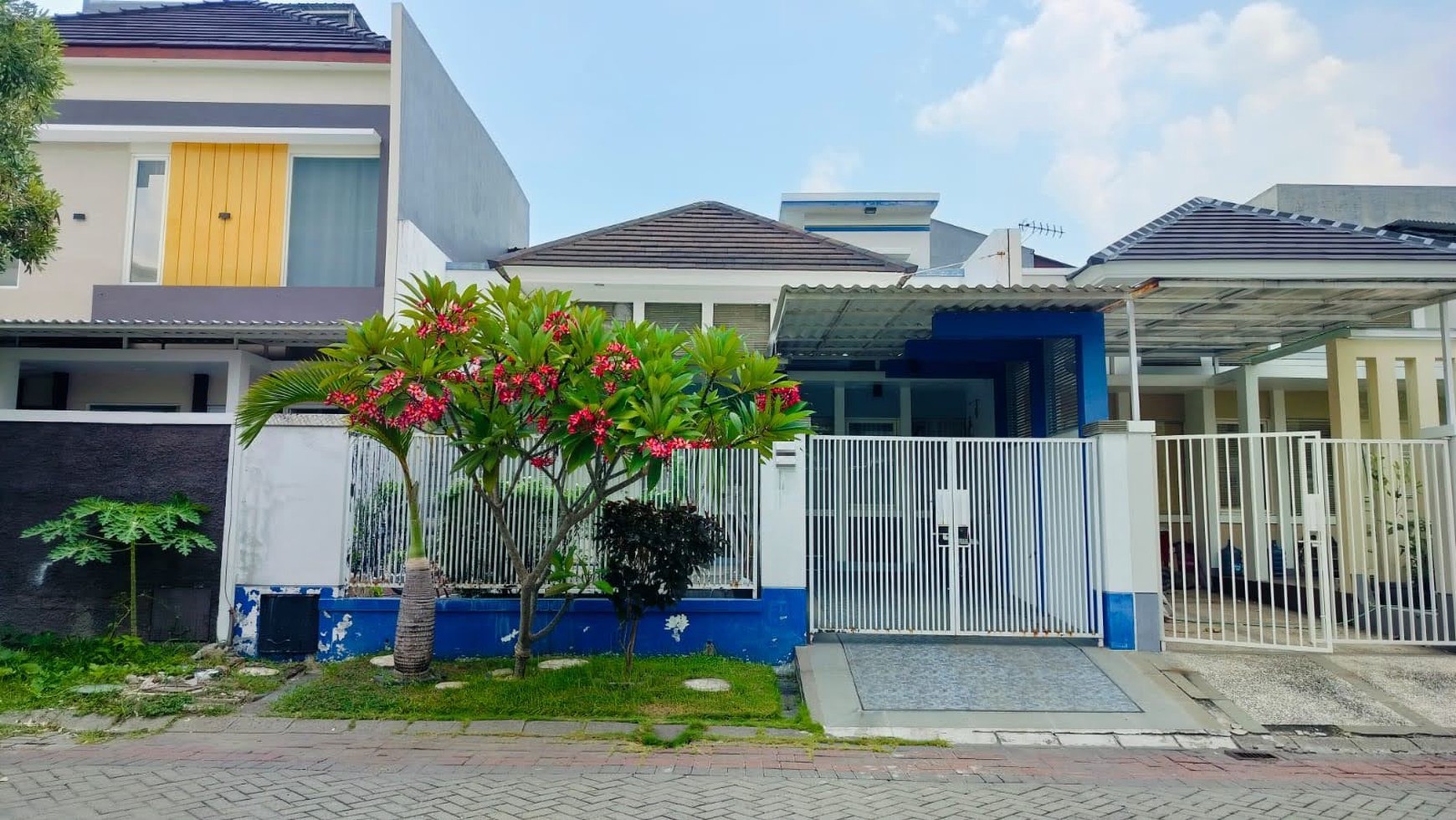 Rumah Dijual Alam Galaxy Sambikerep Surabaya Barat Siap Huni