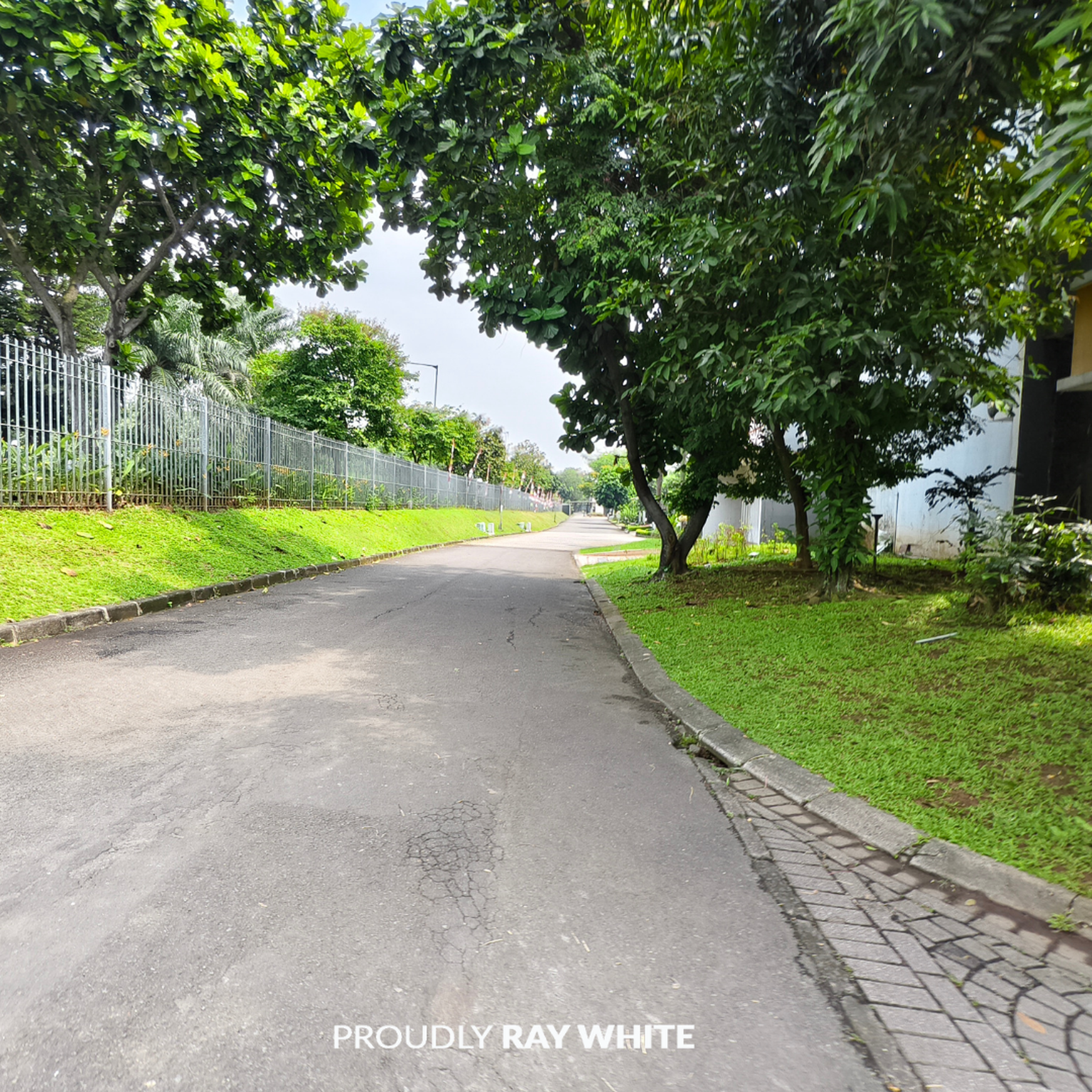 Tanah BESAR harga MIRING di PHG SUMMARECON