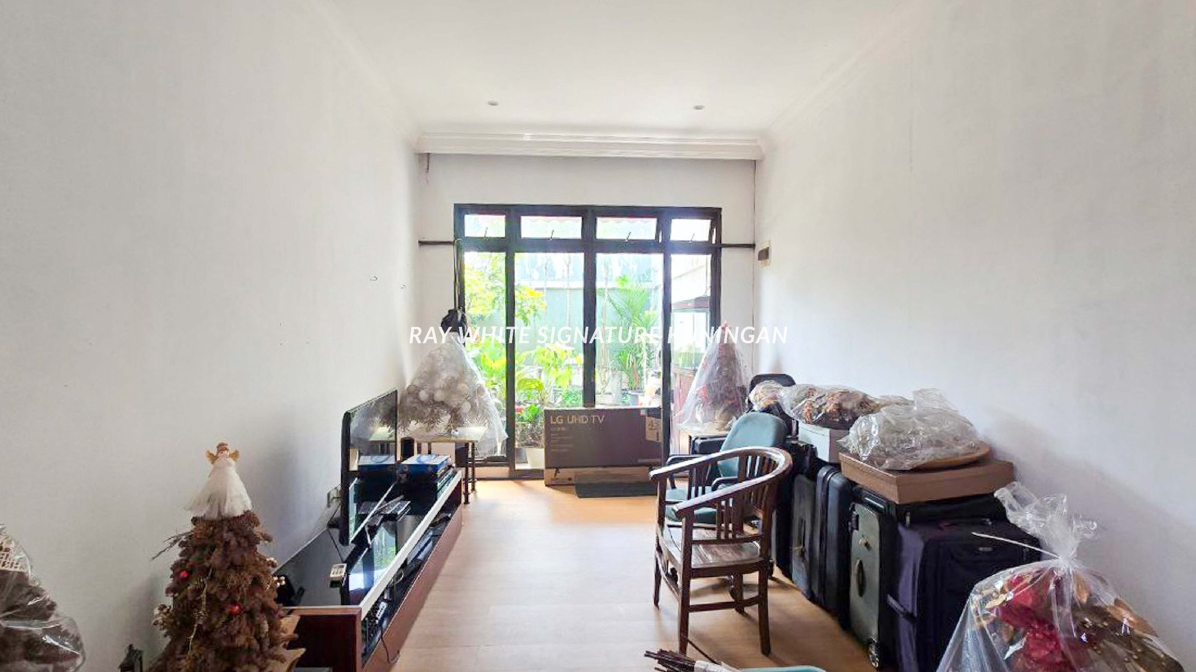 Dijual Rumah Lokasi Prime di Suryo Senopati