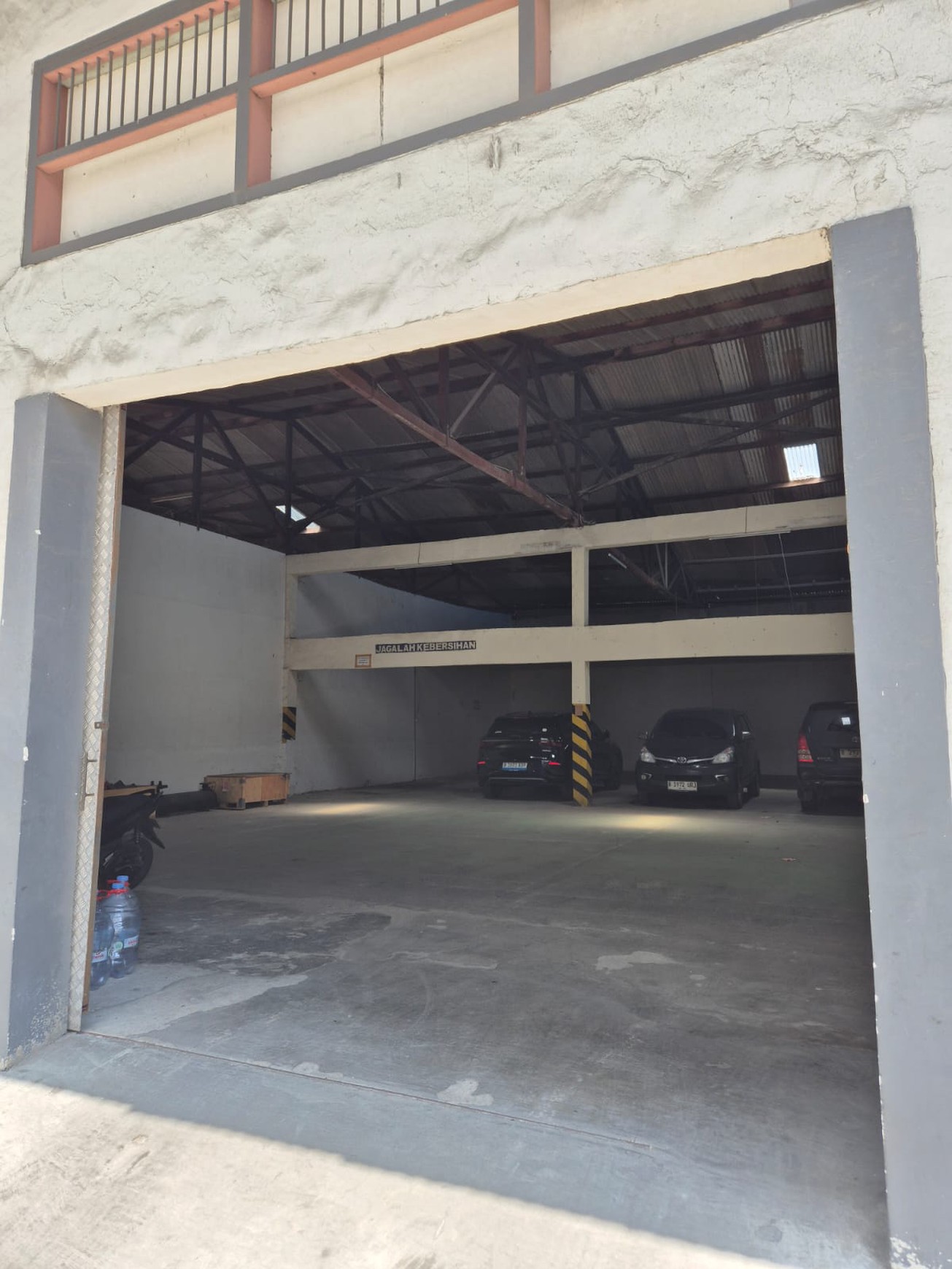 Dijual gedung perkantoran komersil di lokasi sangat strategis di Pluit Raya Penjaringan