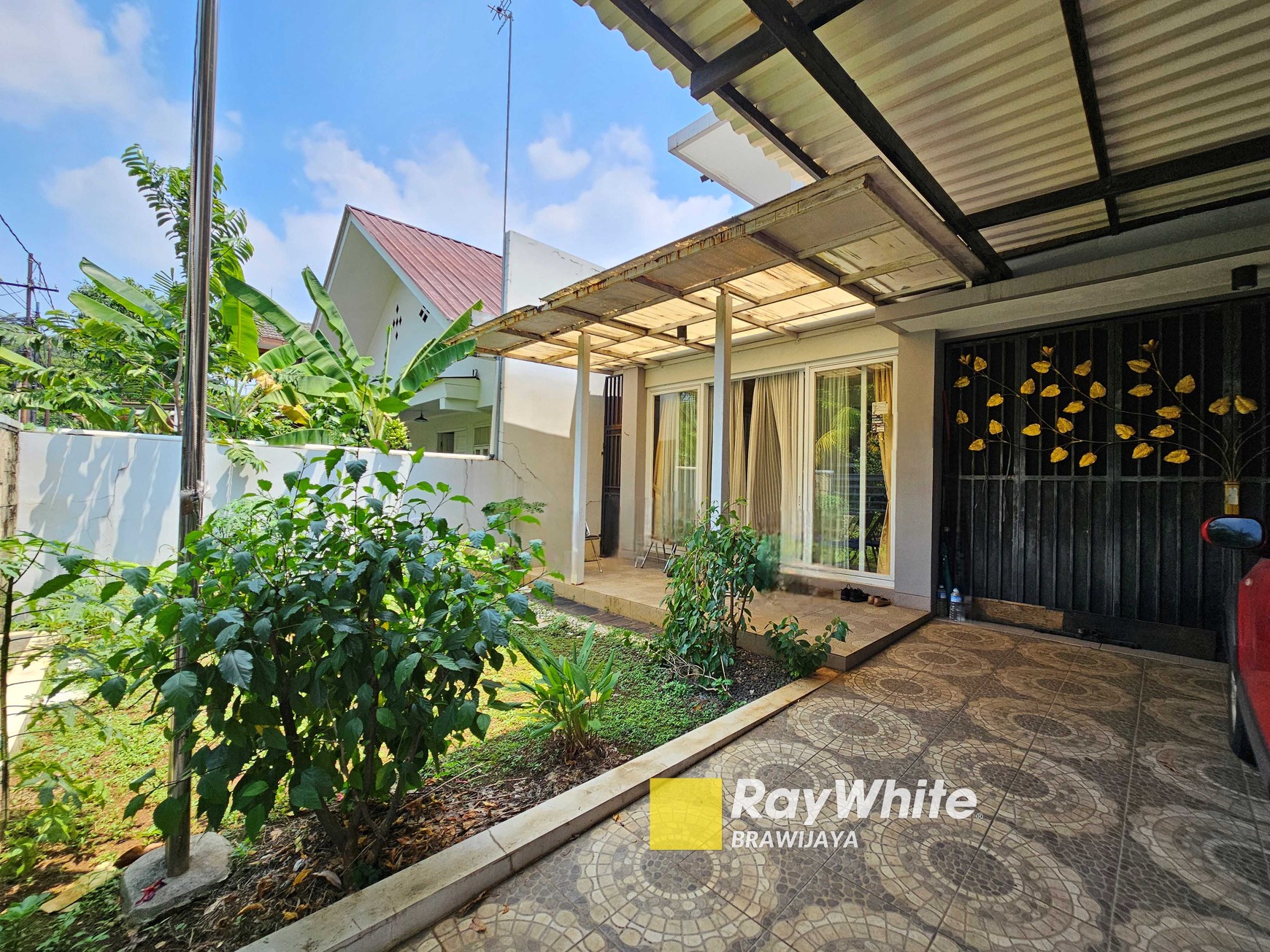 Rumah di Bona Indah, Lebak Bulus, Jakarta Selatan, hanya 1,8 km ke MRT Fatmawati