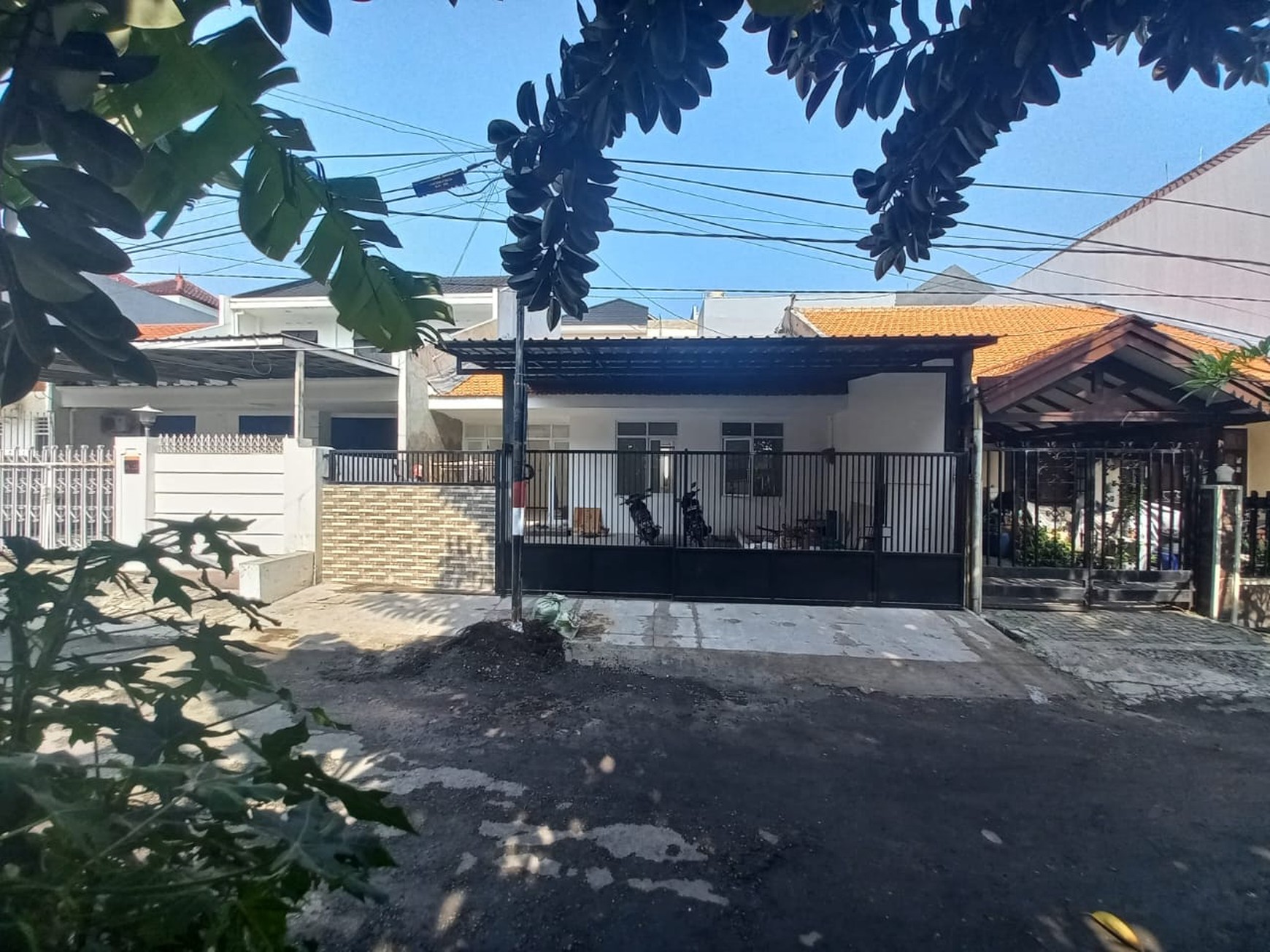 2 Milyaran Dijual Rumah Darmo Baru Barat - Darmo Permai Area Surabaya Barat Dekat Kupang Baru, Hr. Muhammad