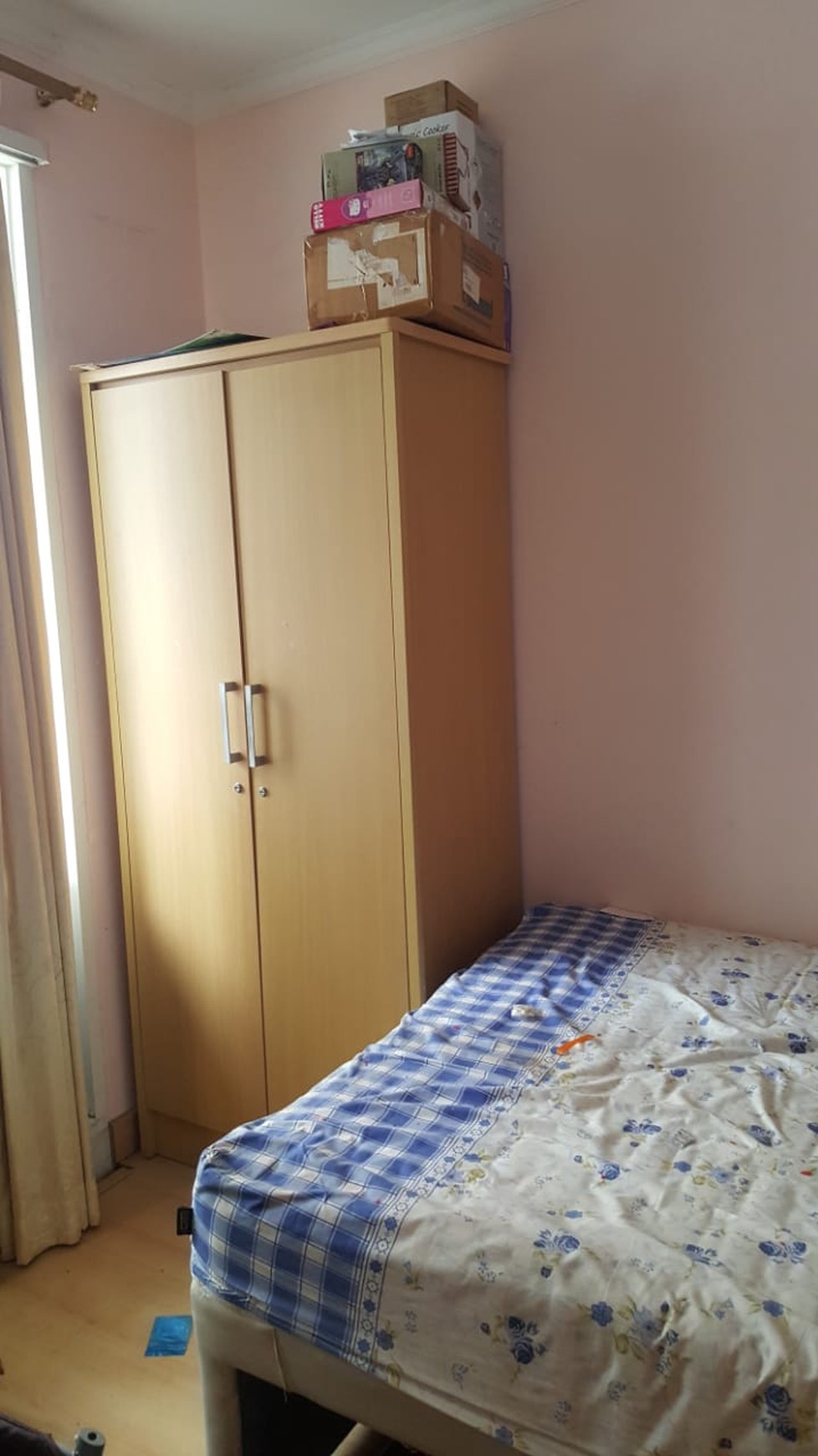 Apt dijual