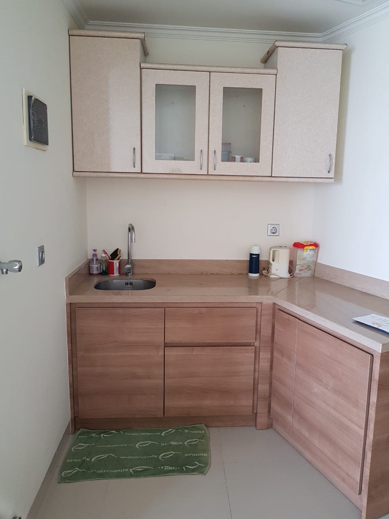 Apt dijual