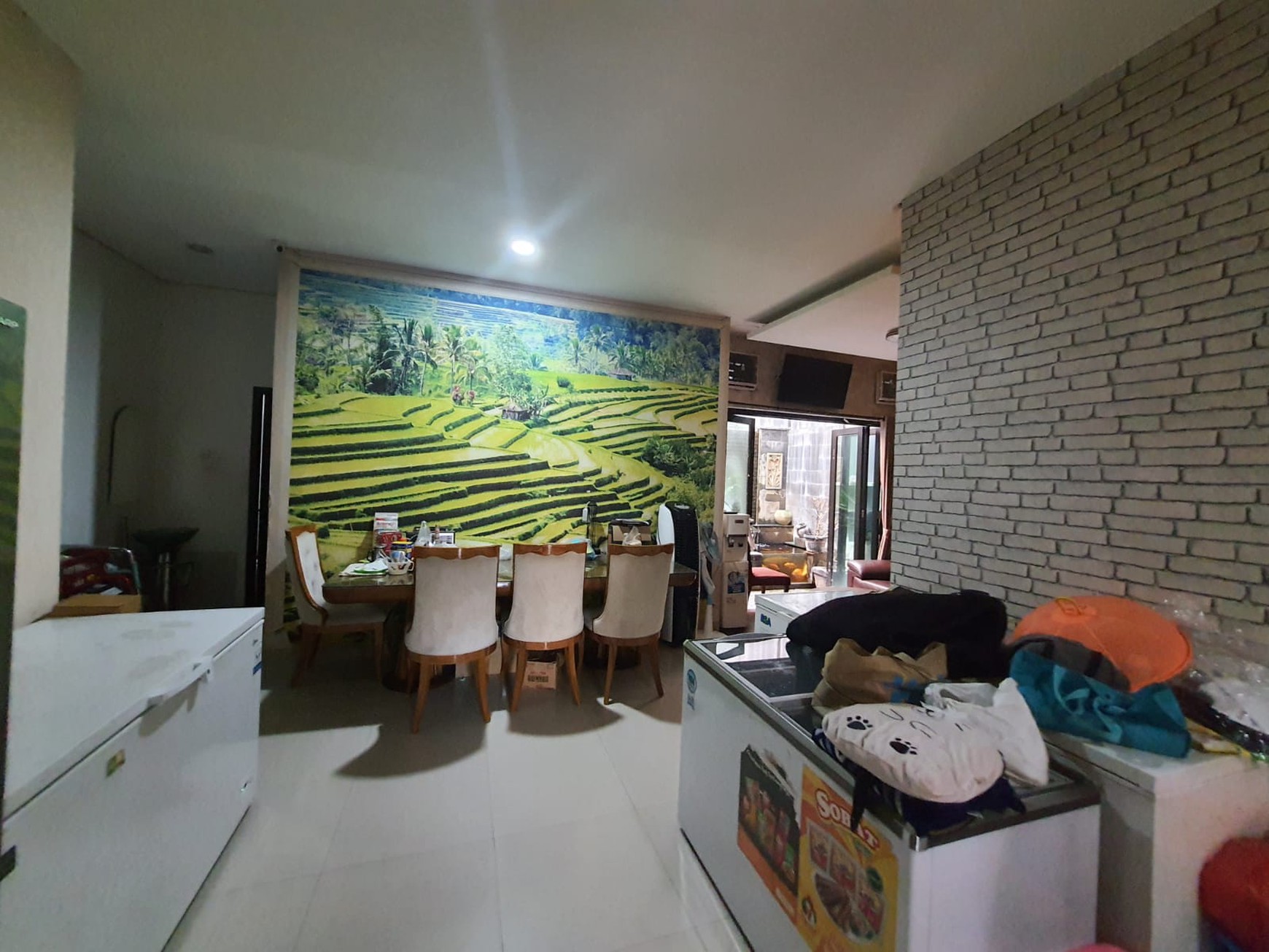 Rumah Cantik Siap Huni dan Hunian Nyaman @Arinda Permai, Pondok Aren.