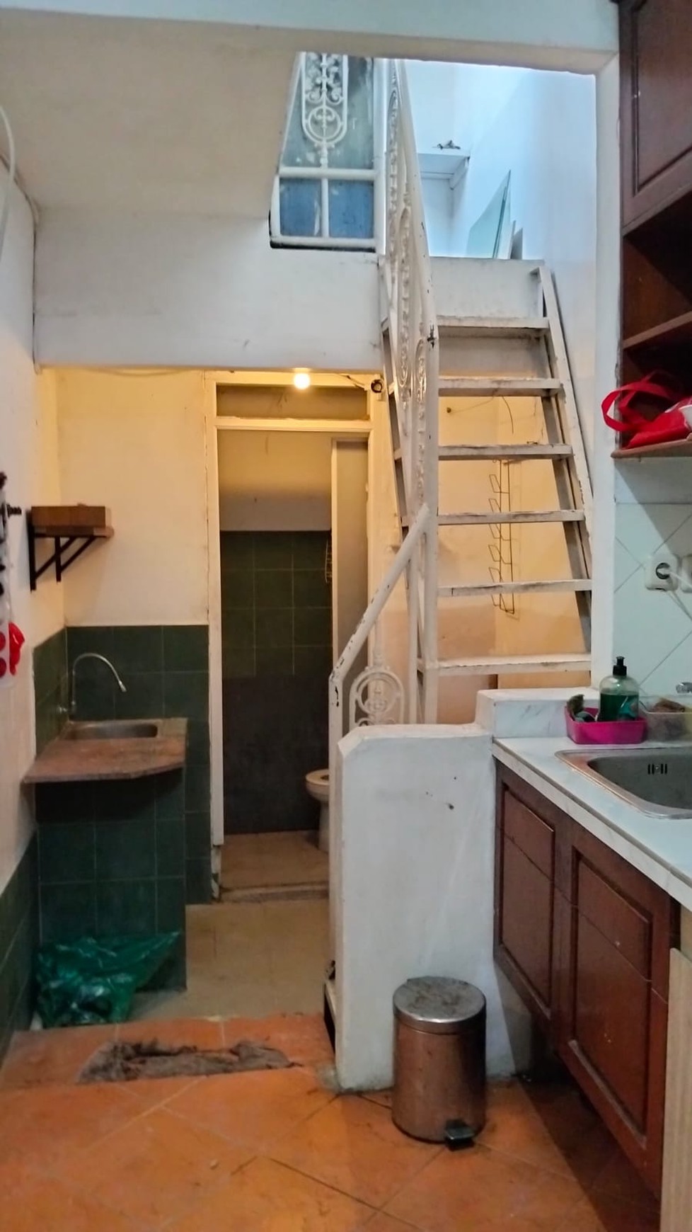 Rumah Cantik Siap Huni dengan Hunian Asri @Bintaro.