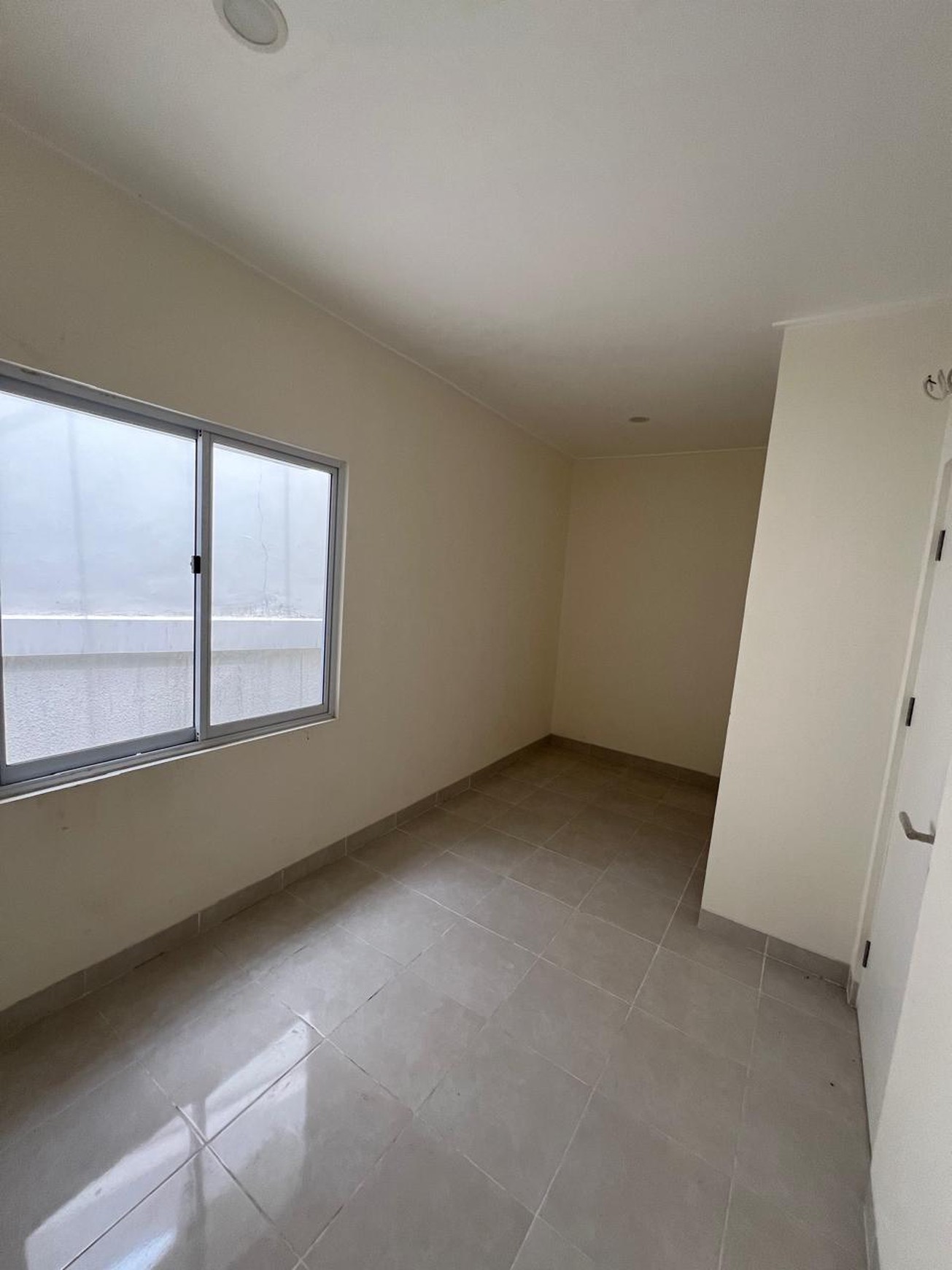 Murah. Rumah Bagus Harga Menarik Martinez, Gading Serpong