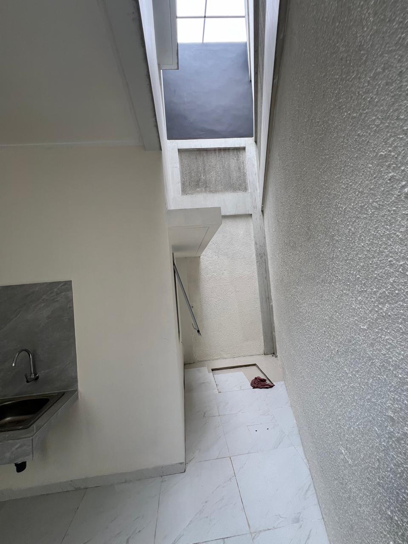 Murah. Rumah Bagus Harga Menarik Martinez, Gading Serpong