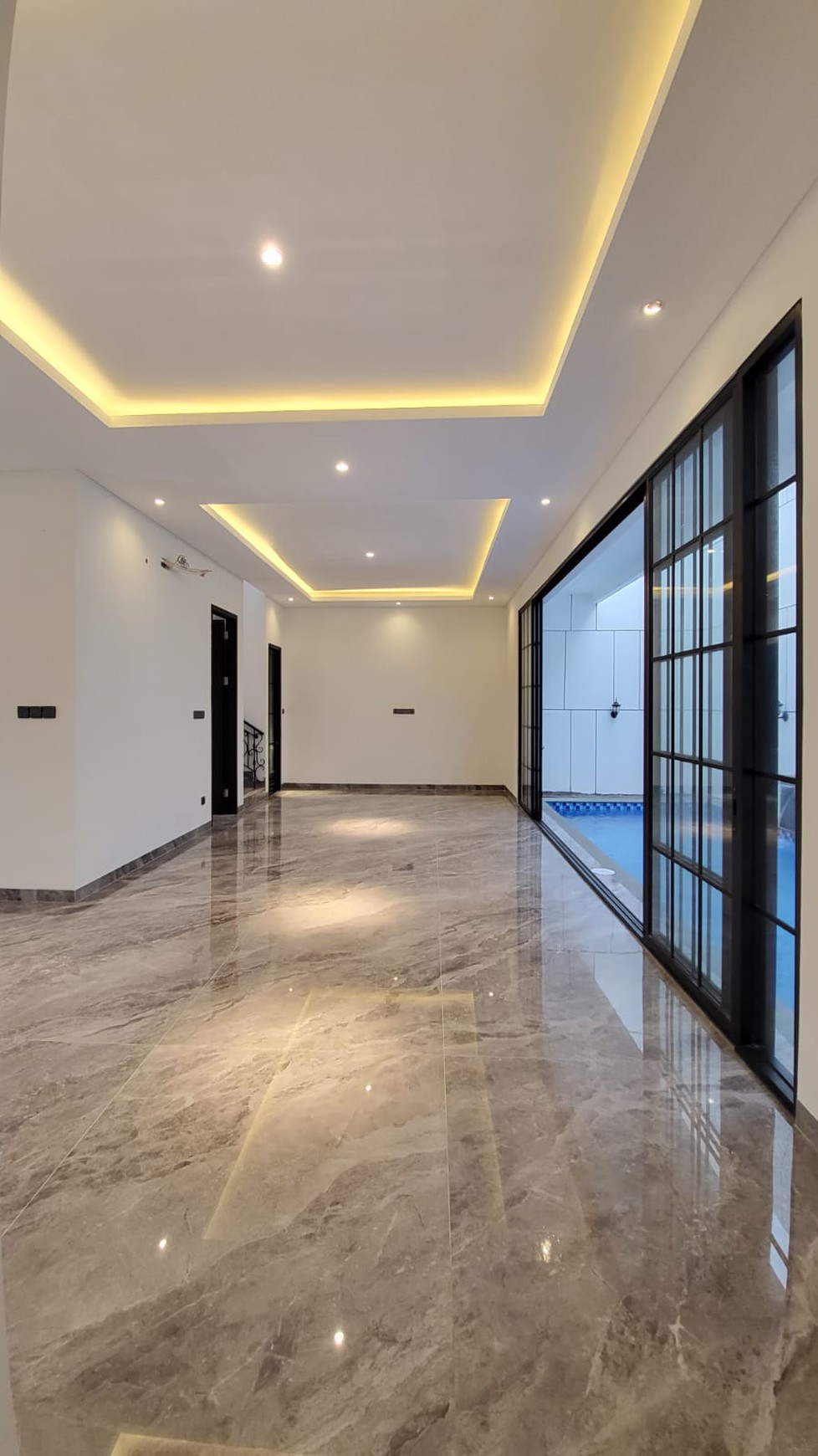 Rumah Siap Huni dengan Hunian Nyaman dan Asri di Bintaro Sektor 9.