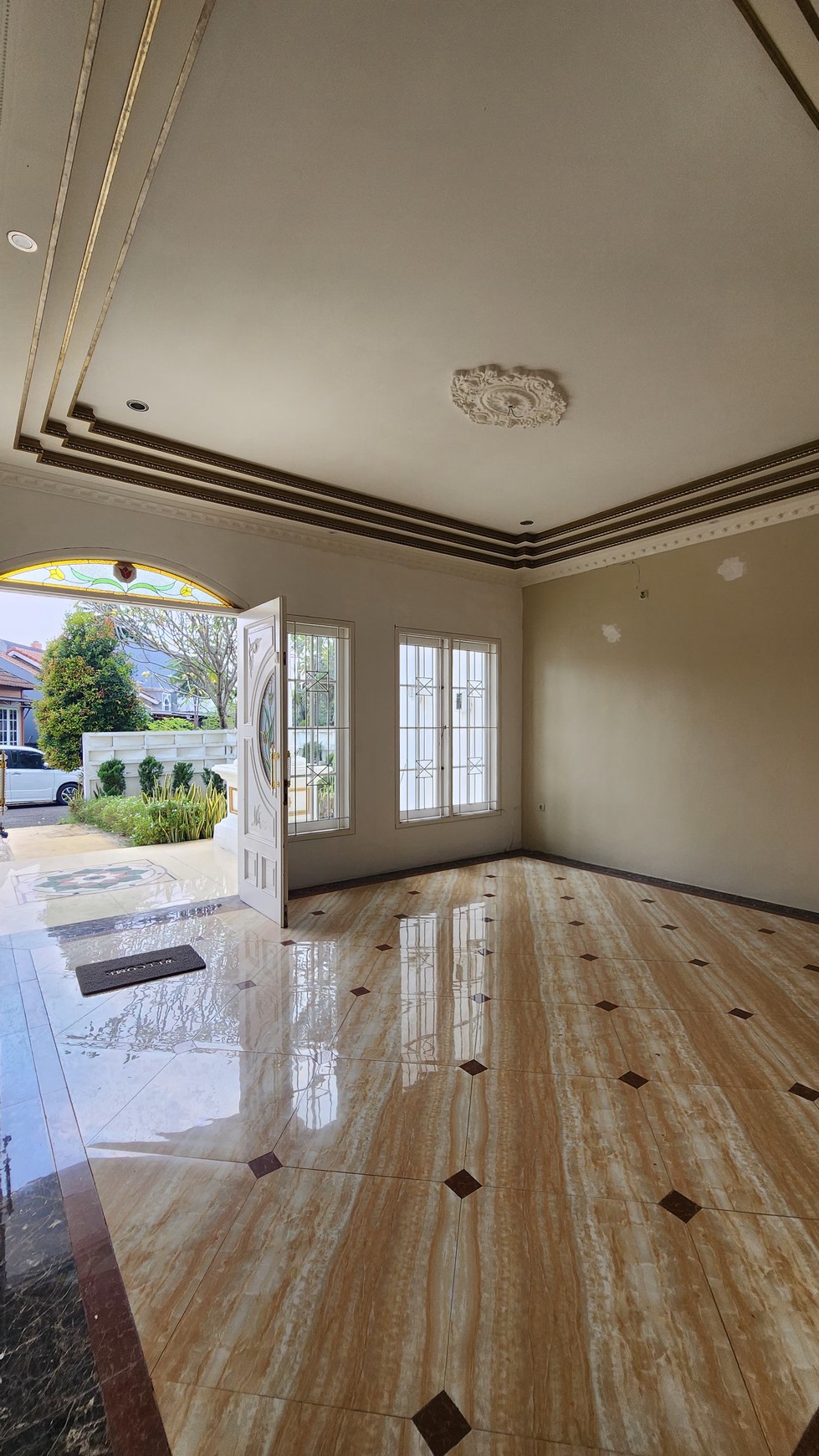 RUMAH CANTIK SIAP HUNI DI CITRA GRAN CIBUBUR