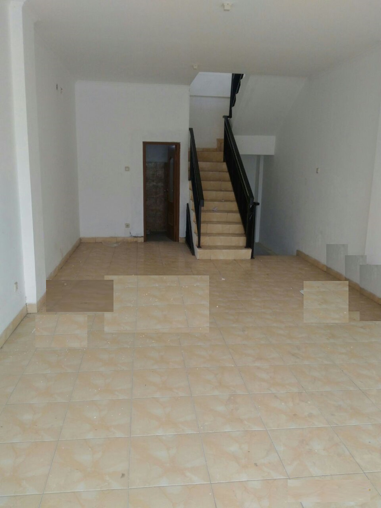 Ruko 3 Lantai, Harga  Murah Lokasi  Strategis di Jalan Raya  Ciputat