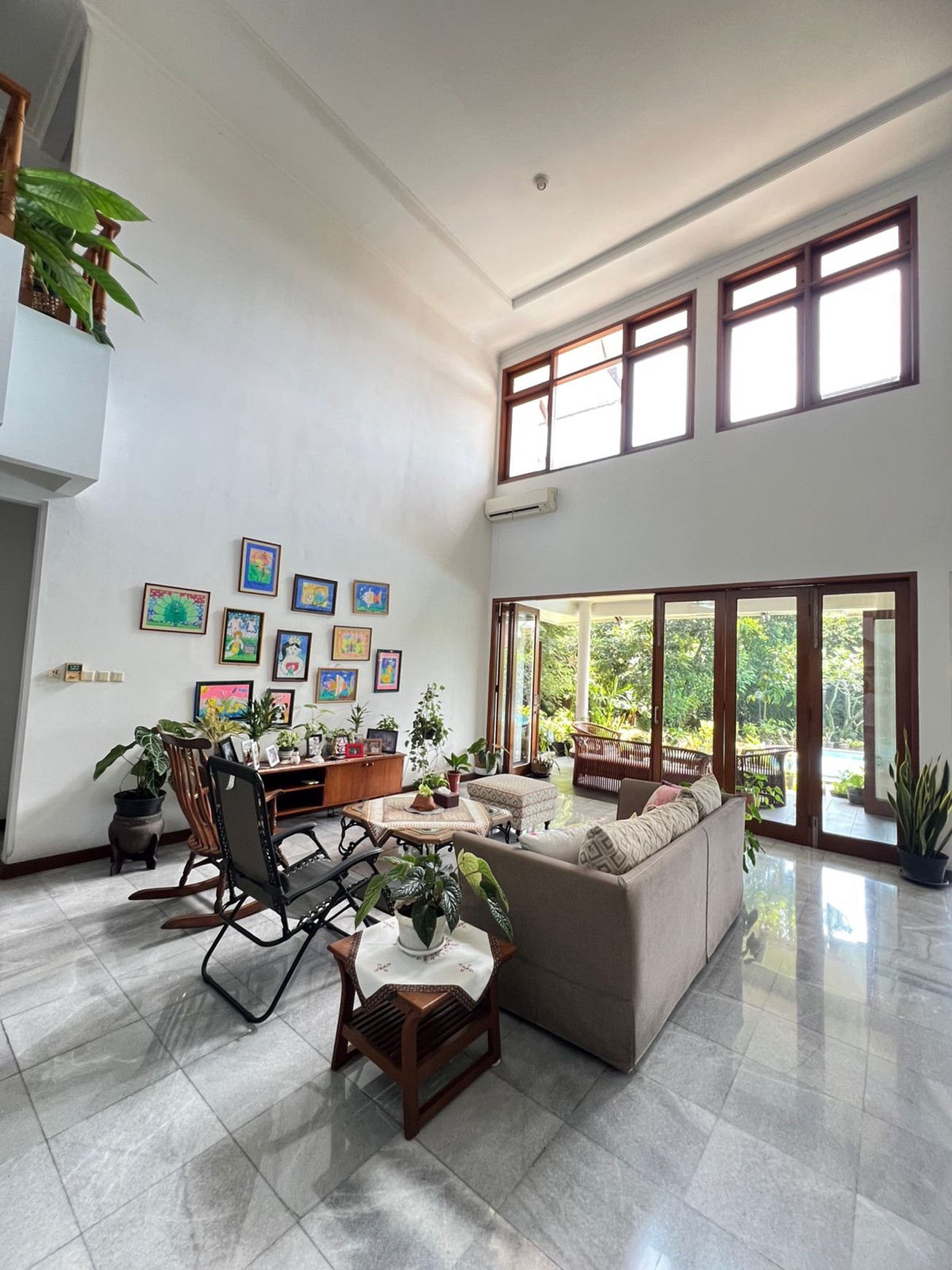 Rumah Bagus Di Jl Pejaten Barat Jakarta Selatan