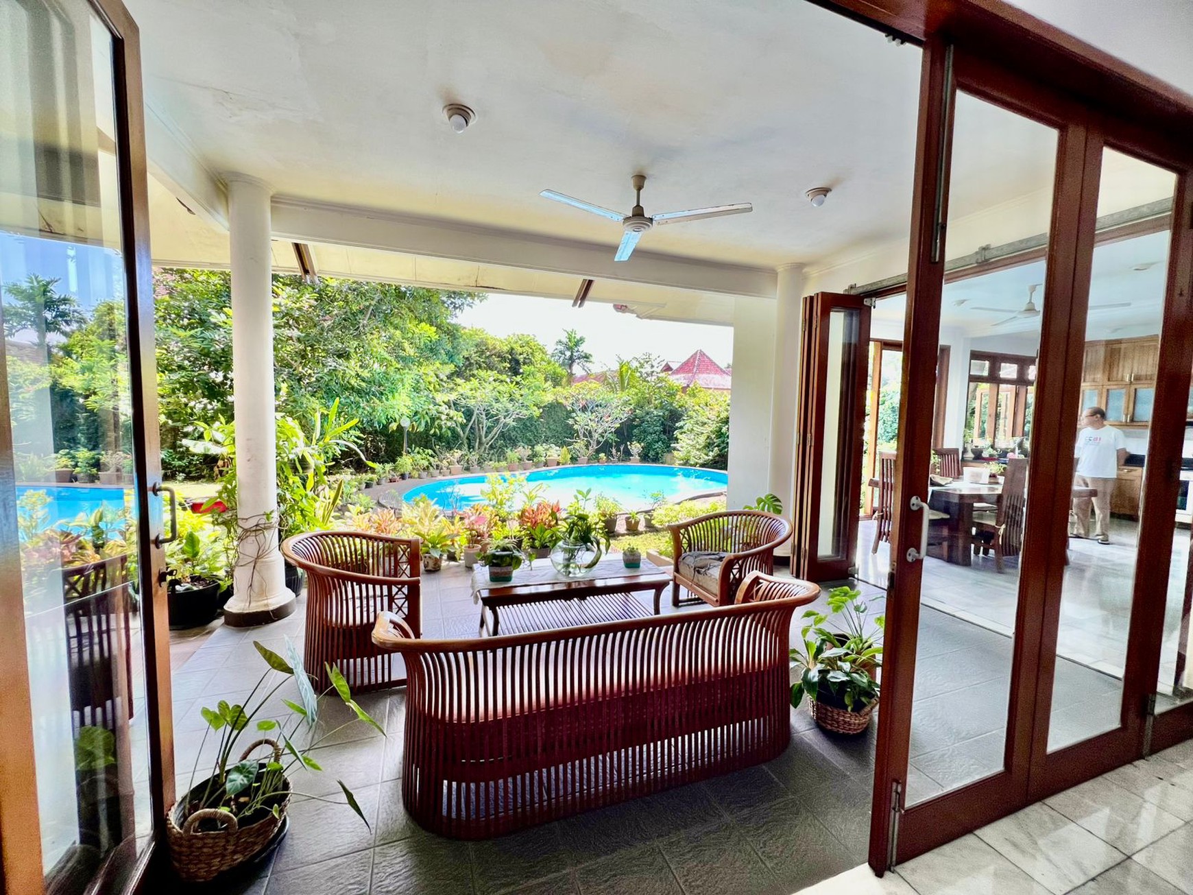 Rumah Bagus Di Jl Pejaten Barat Jakarta Selatan