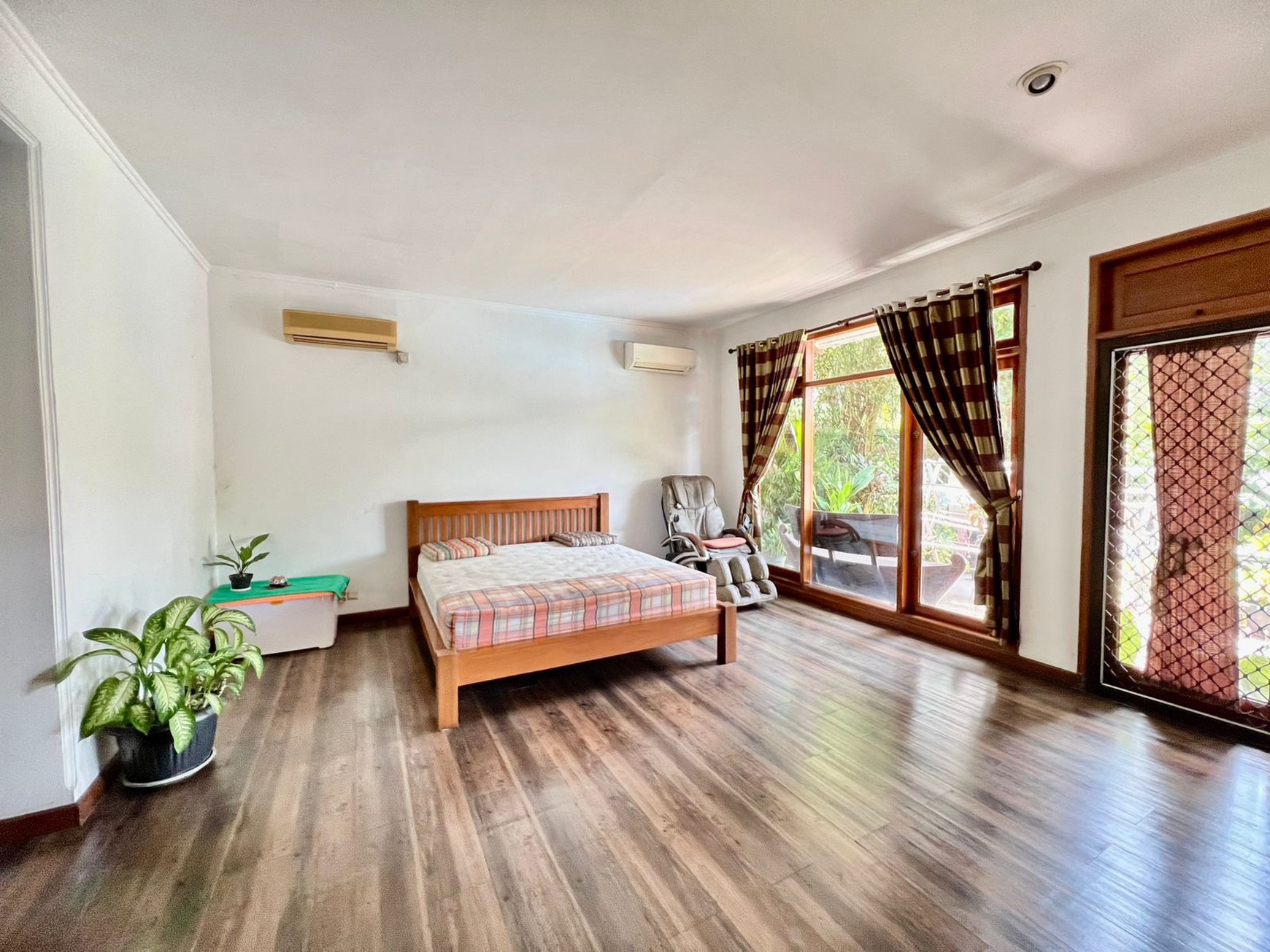 Rumah Bagus Di Jl Pejaten Barat Jakarta Selatan