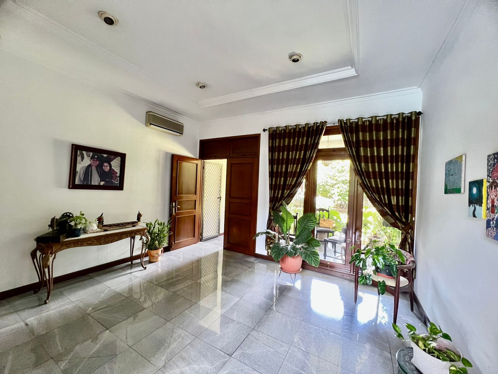 Rumah Bagus Di Jl Pejaten Barat Jakarta Selatan