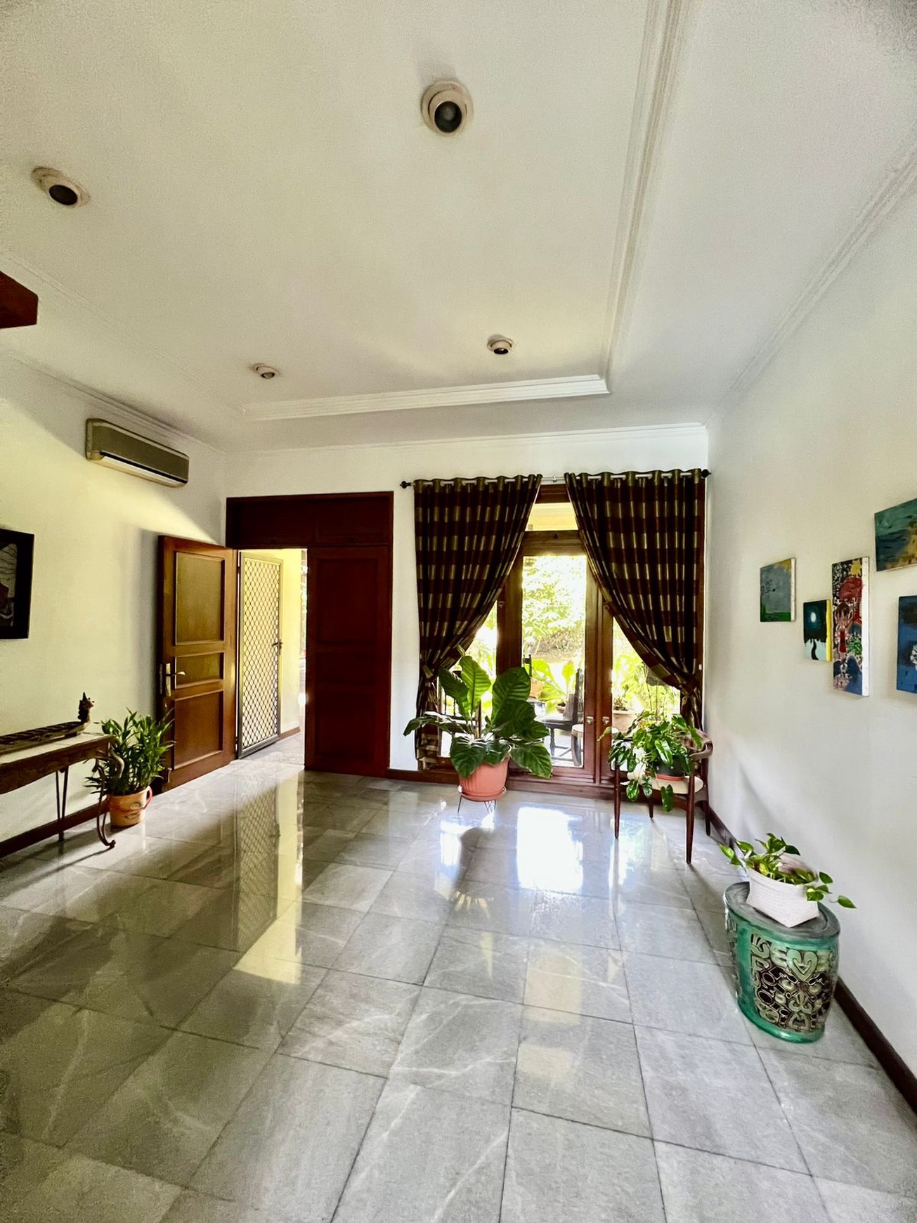 Rumah Bagus Di Jl Pejaten Barat Jakarta Selatan