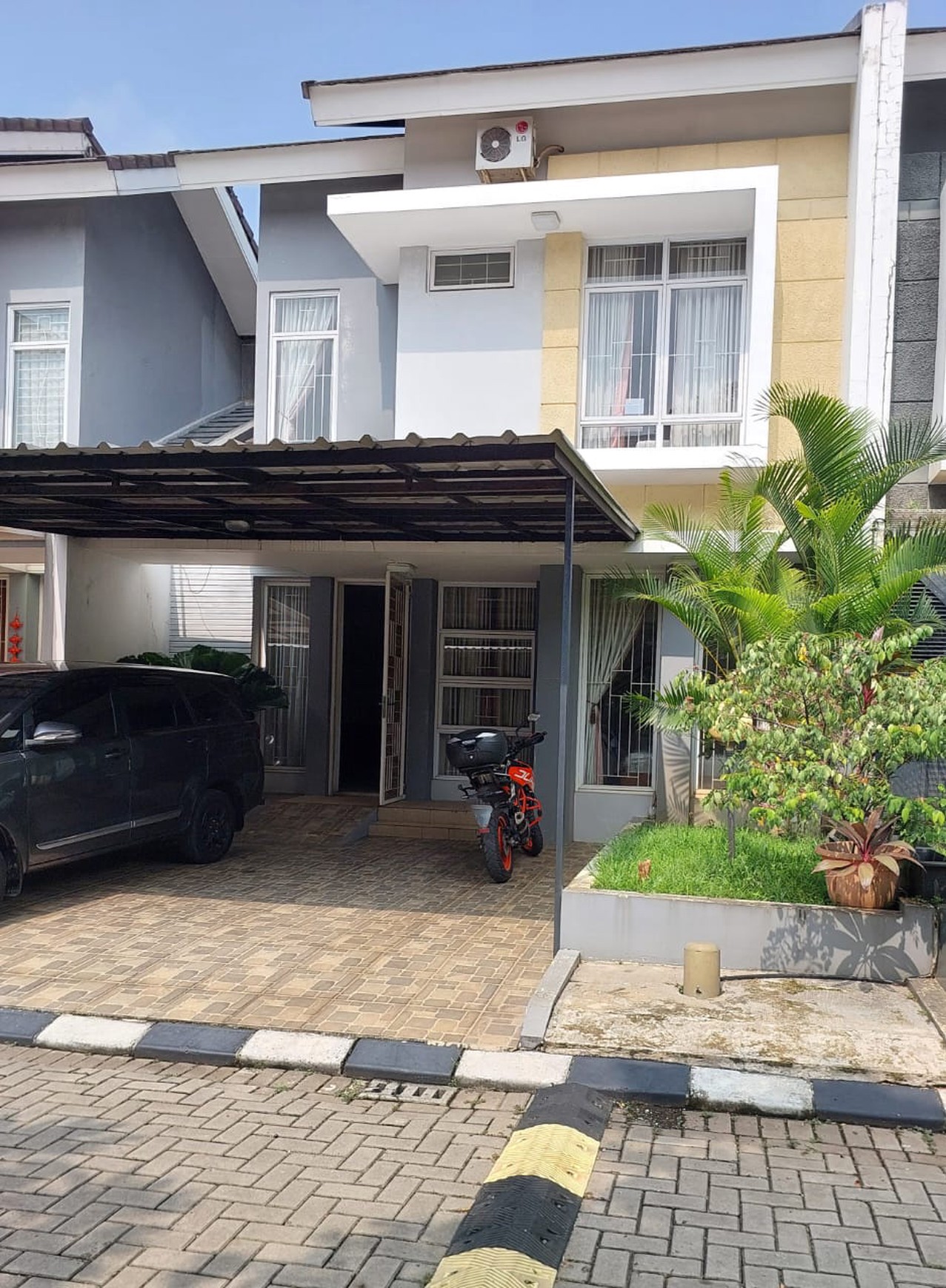 Rumah 2 Lantai Siap Huni dengan Hunian Nyaman dan Asri @Pondok Cabe