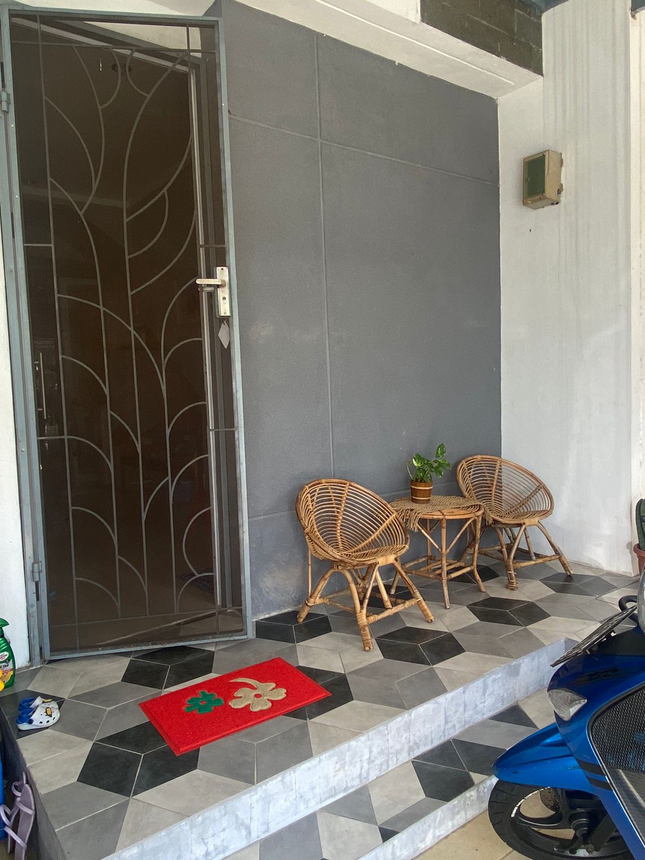 Rumah Bagus Di Fortune Terrace Graha Raya Bintaro Jaya
