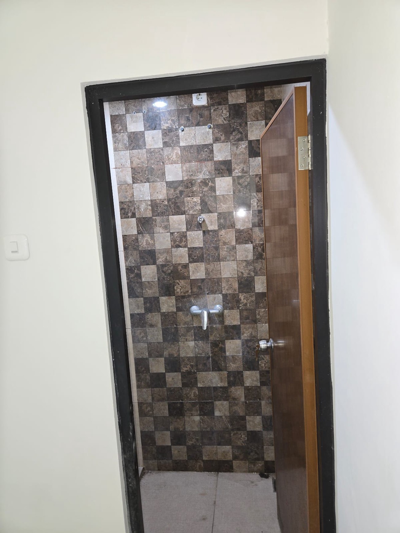 Dijual Rumah Baru Pondok Tjandra Indah - Duku Tengah - Wadungasri - Waru Spesial Row Jalan Lebar 4 Mobil