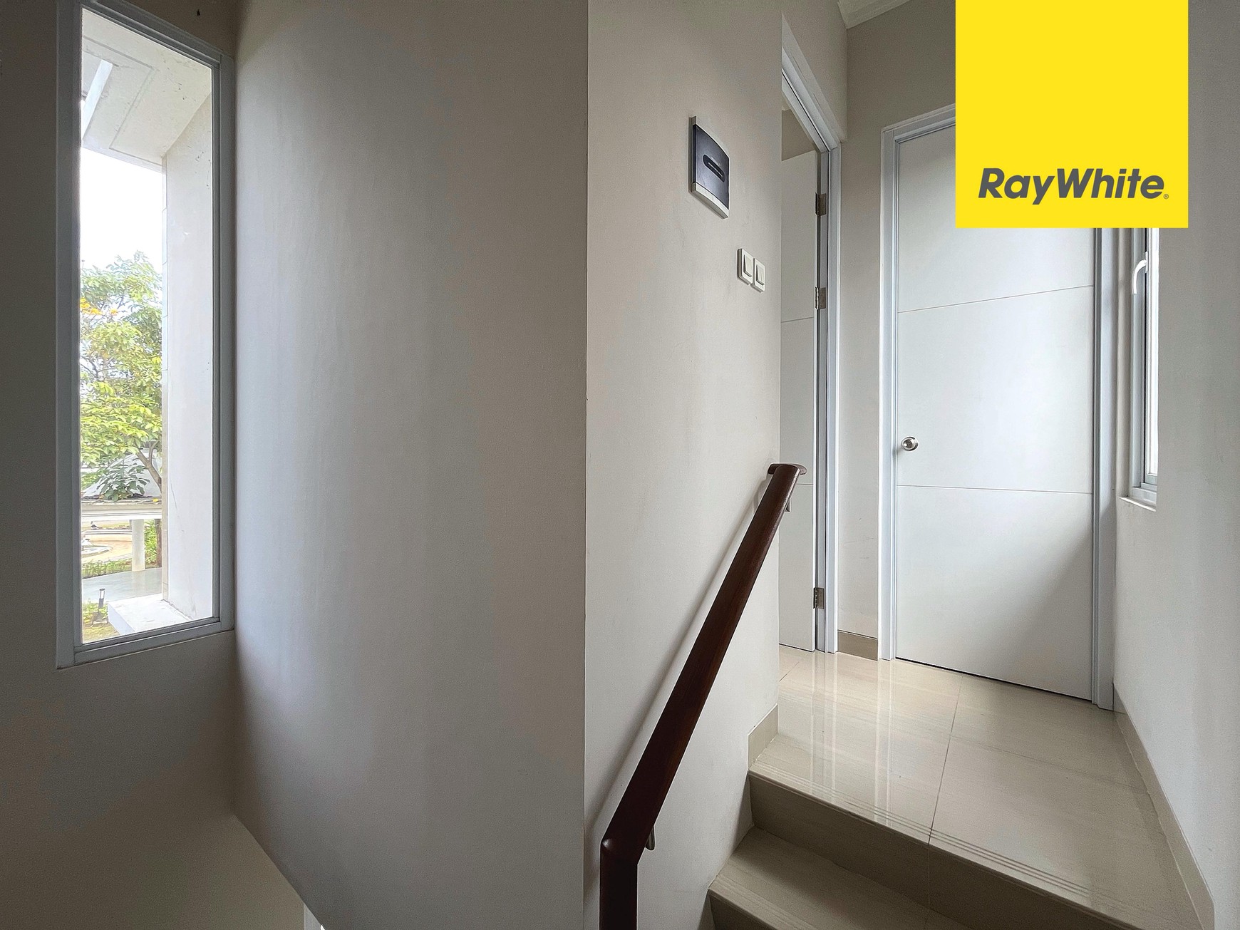 Rumah 2 Lantai di Citraland, Cibubur