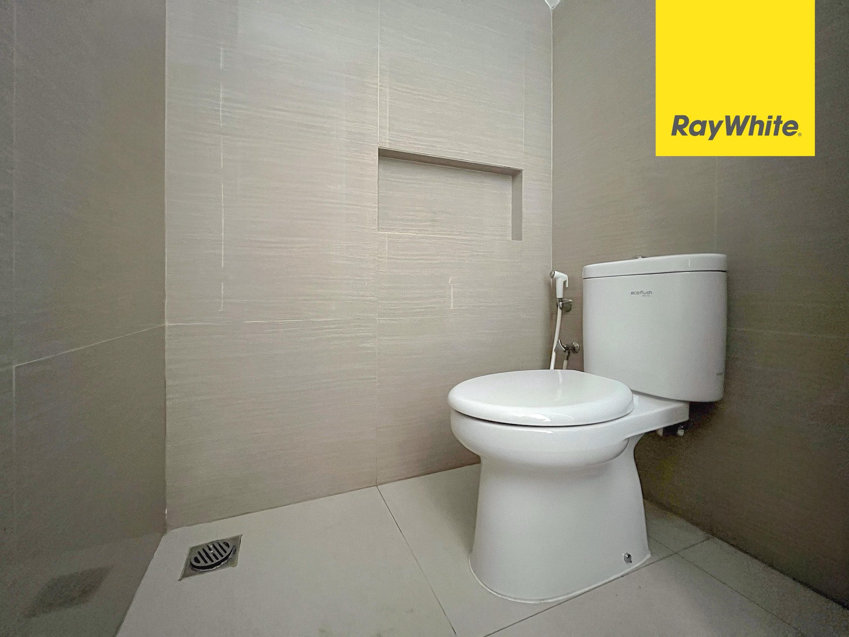 Rumah 2 Lantai di Citraland, Cibubur