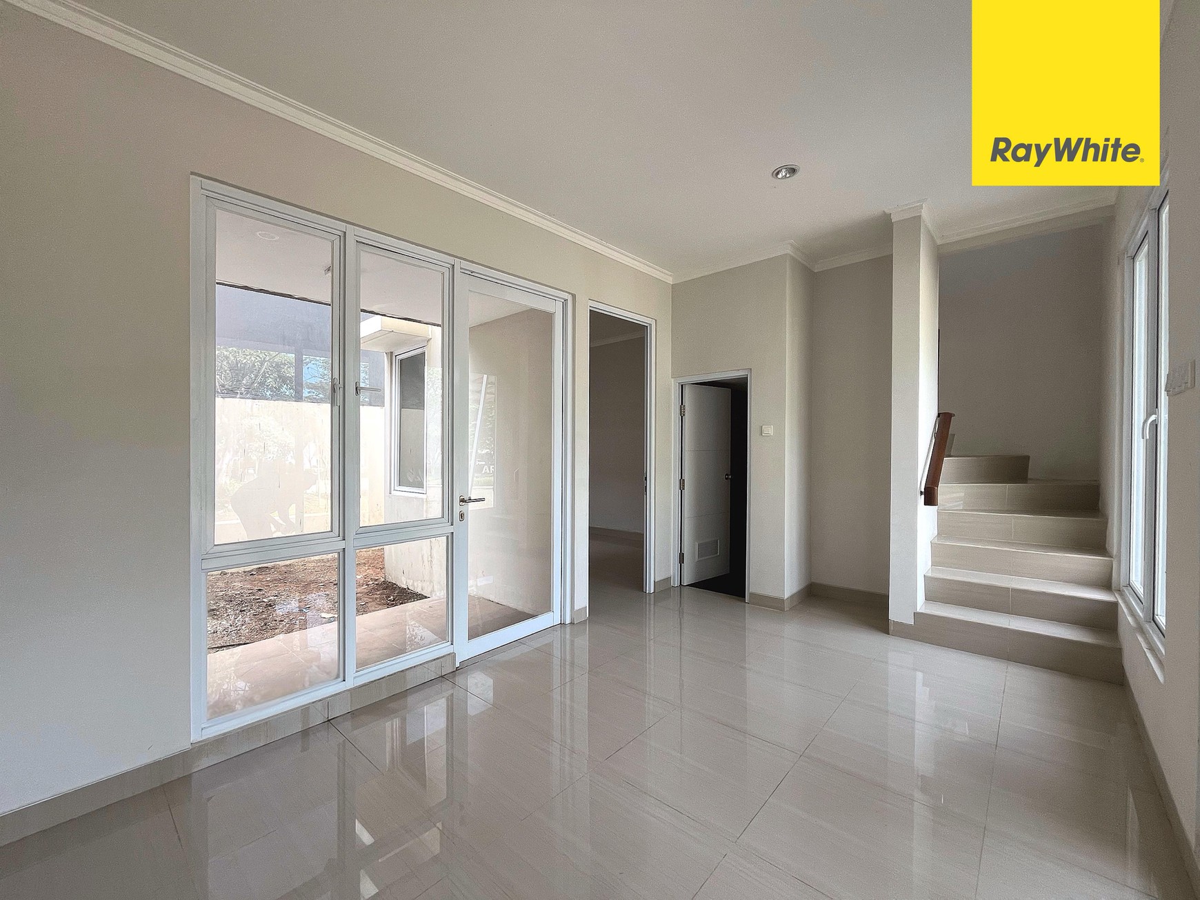 Rumah 2 Lantai di Citraland, Cibubur