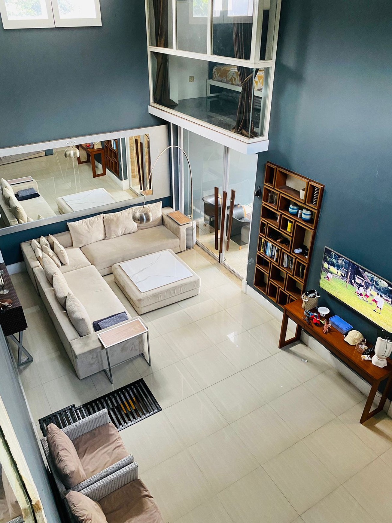 Rumah Dijual di Serpong Tangerang Selatan - Desain Modern Minimalis, Siap Huni