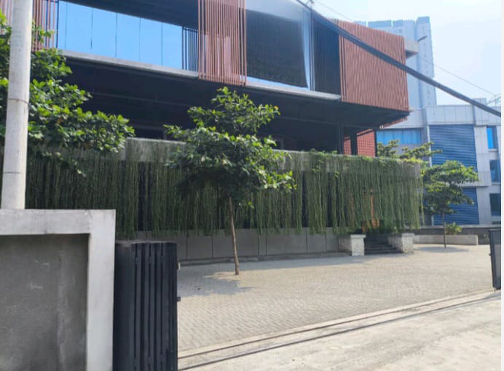 Dijual Gedung Baru Siap Pakai Strategis Di Buncit Raya Potensi Untuk Office, Bisnis Maupun Investasi.