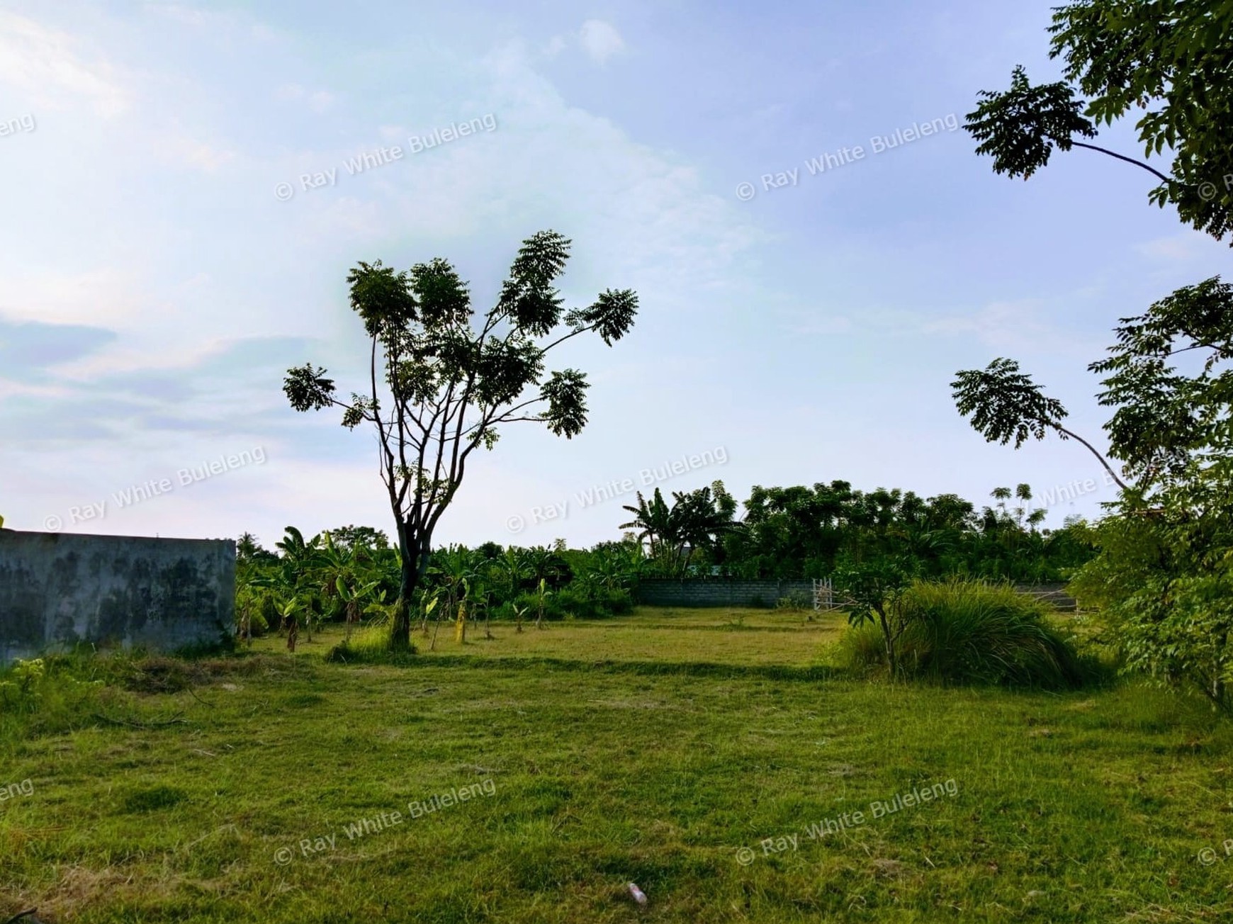 Prime Land in Peaceful Villa Complex - Just 400 Meters from the Beach