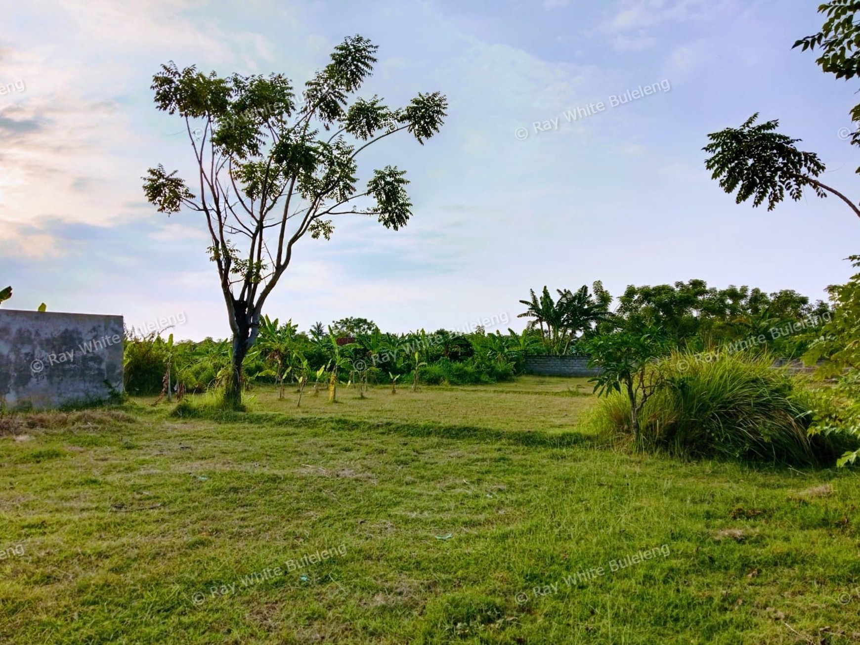 Prime Land in Peaceful Villa Complex - Just 400 Meters from the Beach