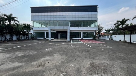 Disewakan Gedung Ex Kia Cimone JL. Merdeka - Pabuaran Tangerang