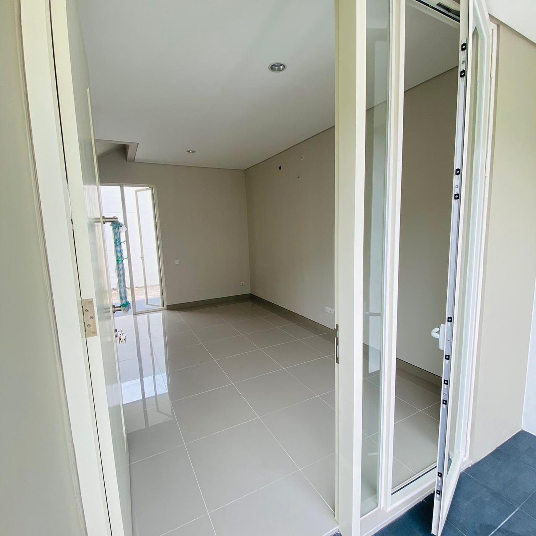 Dijual Cepat Rumah Citraland The Greenlake Surabaya Wiyung under 2M