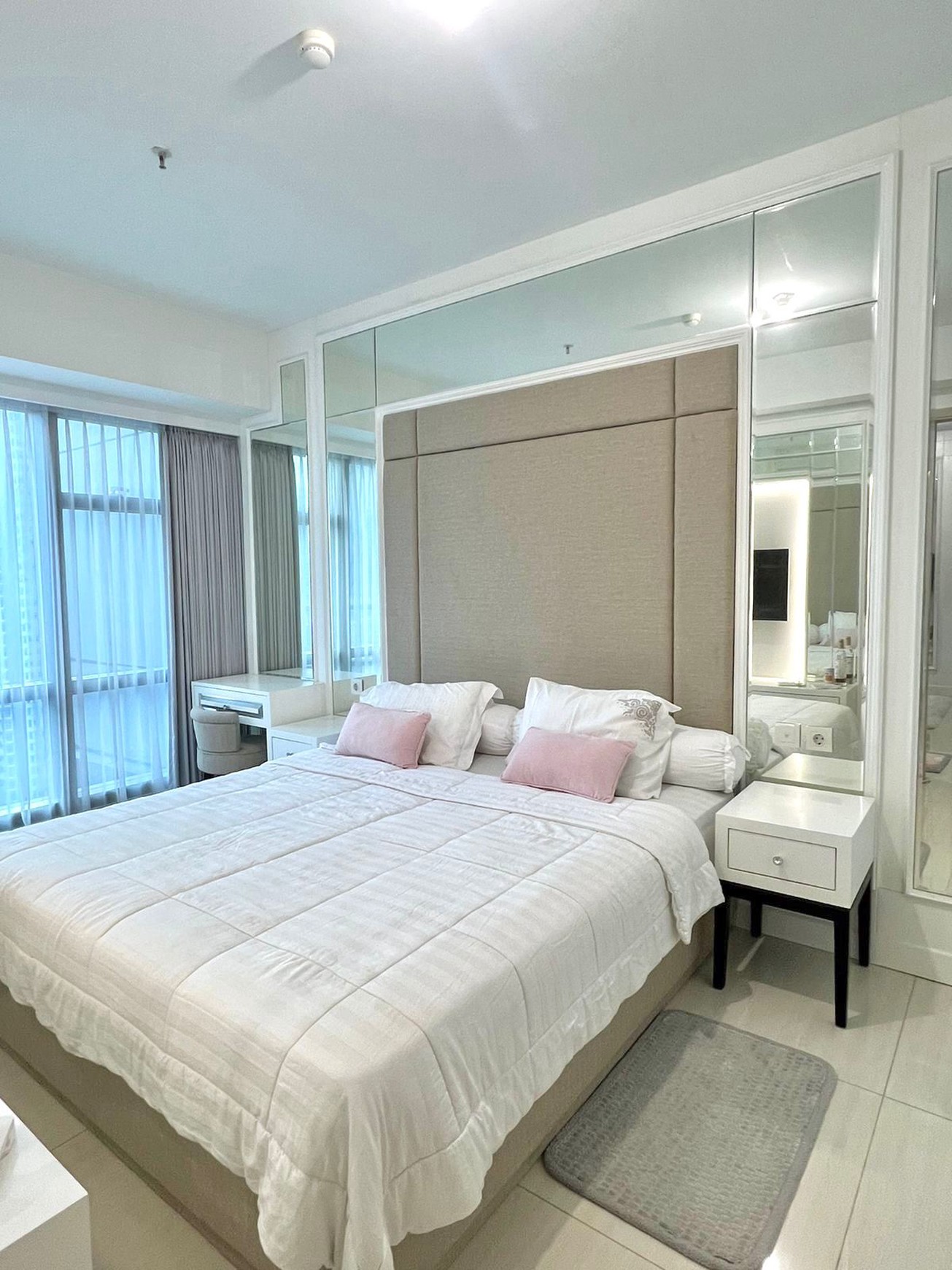 Disewakan Apartemen 2Bedroom Full Furnish La Riz Mansion Pakuwon Mall