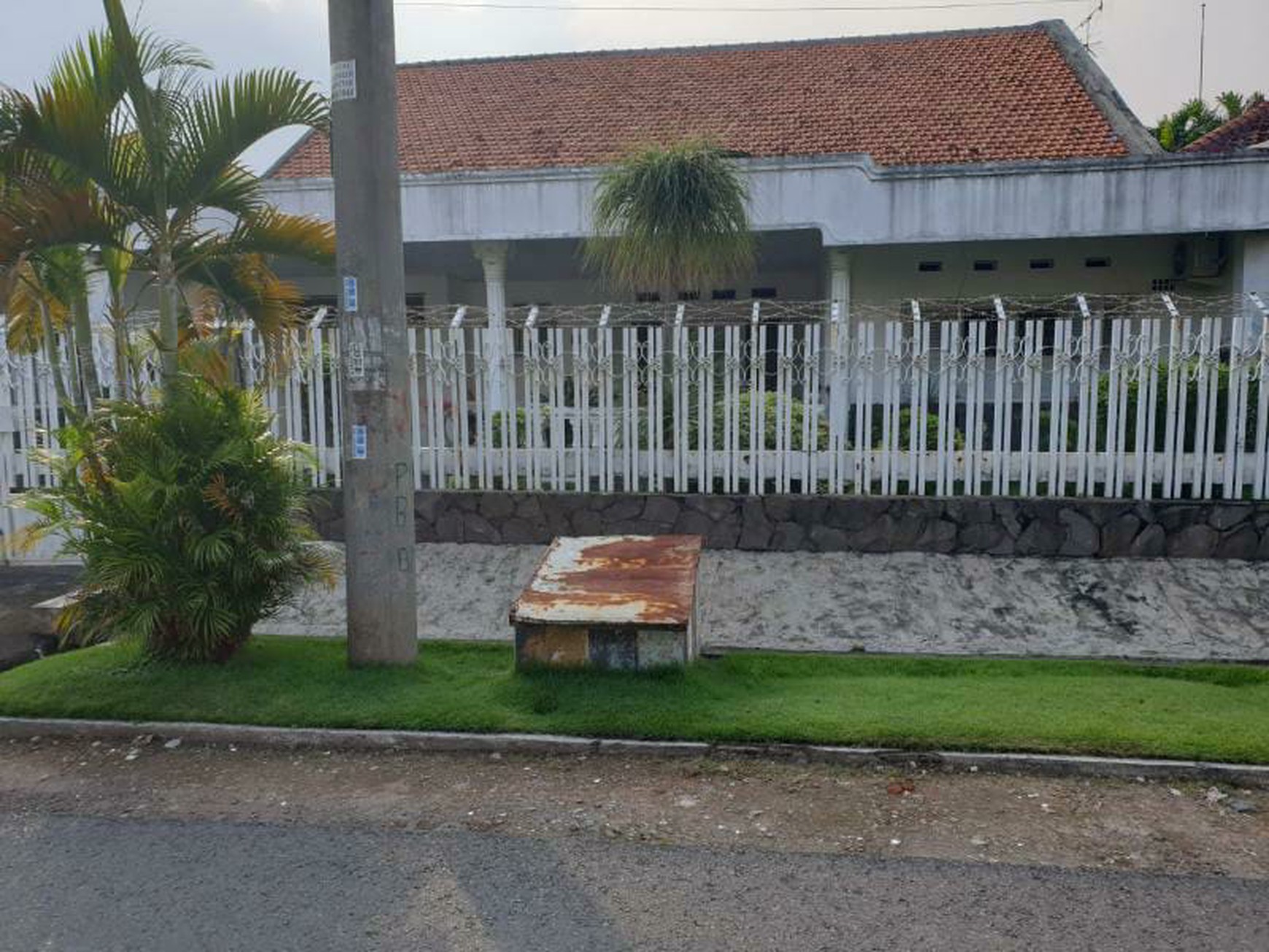 Dijual Rumah Siap Huni Jalan Blambangan Surabaya Pusat