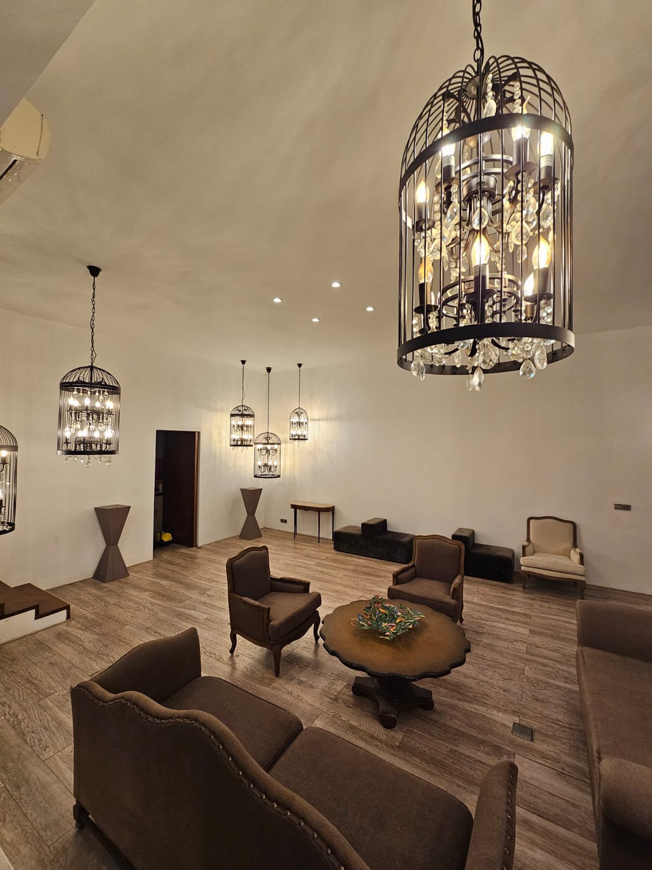 Rumah megah ,cantik dibangun dengan m-system di radio dalam ,kebayoran Baru