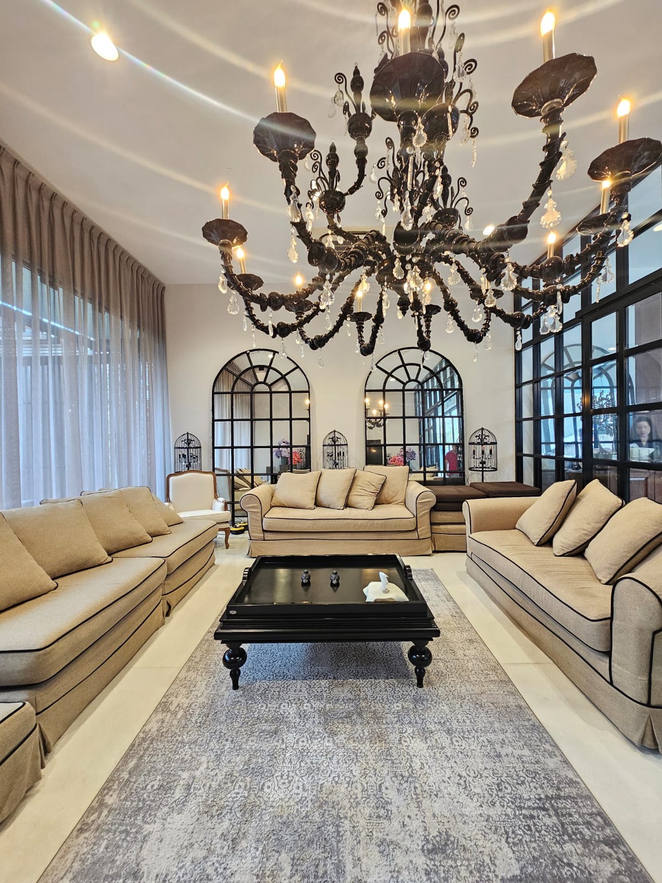 Rumah megah ,cantik dibangun dengan m-system di radio dalam ,kebayoran Baru