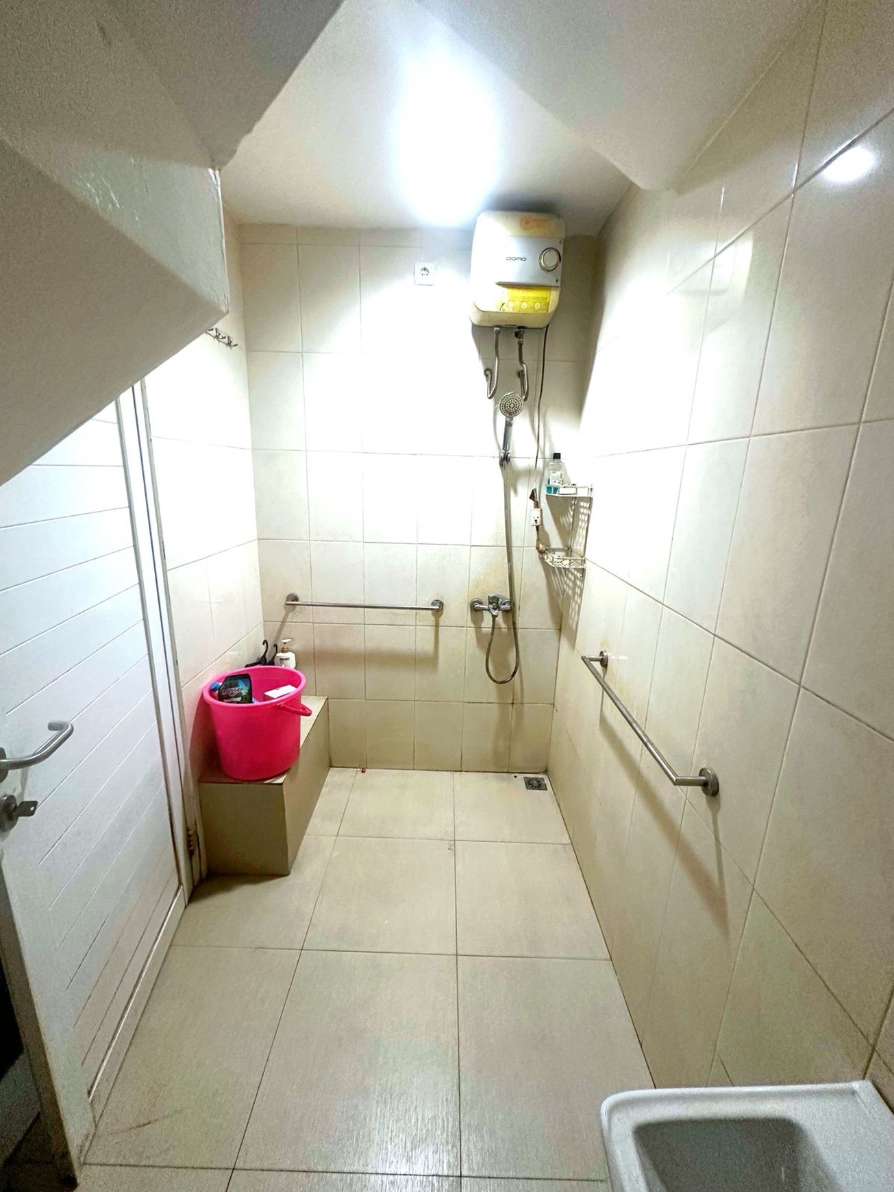 Hot Sale. Rumah 2 Lantai Di Nusaloka, BSD