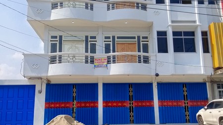 Ruko 3 lantai 3 pintu di pusat kota bandar lampung