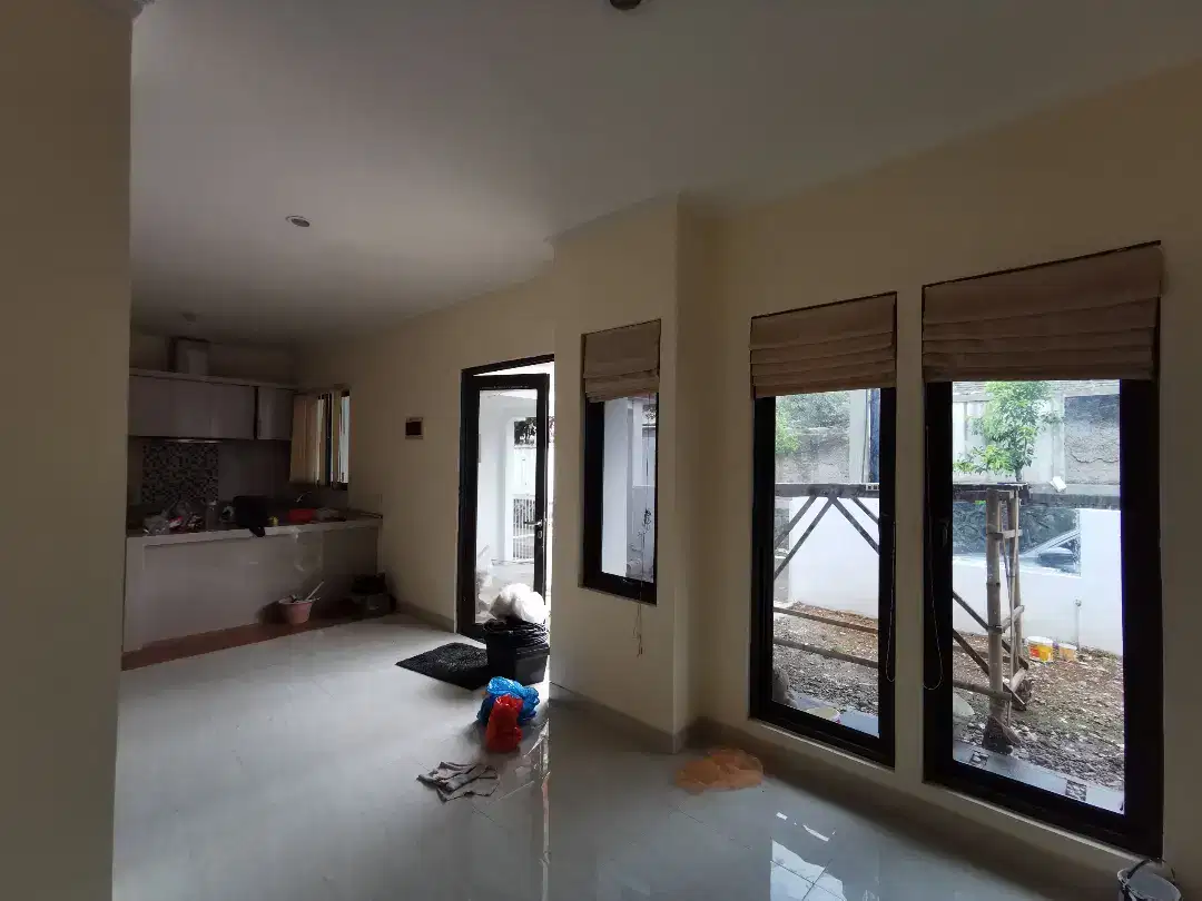 Fast Rent. Rumah Bagus Serpong Park Brilliance, Serpong