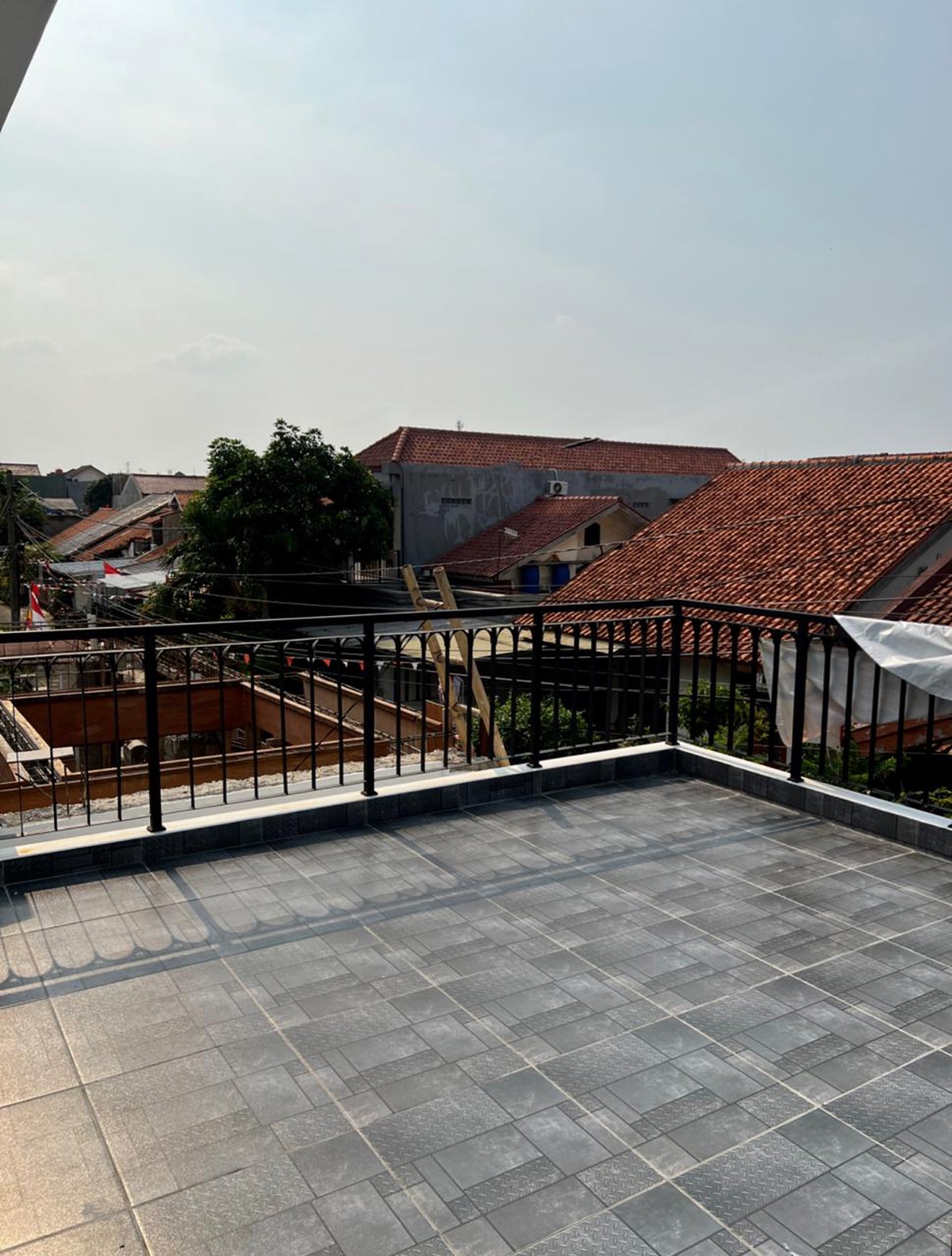Rumah Bagus Di komp Deplu Pondok Aren Tangerang Selatan