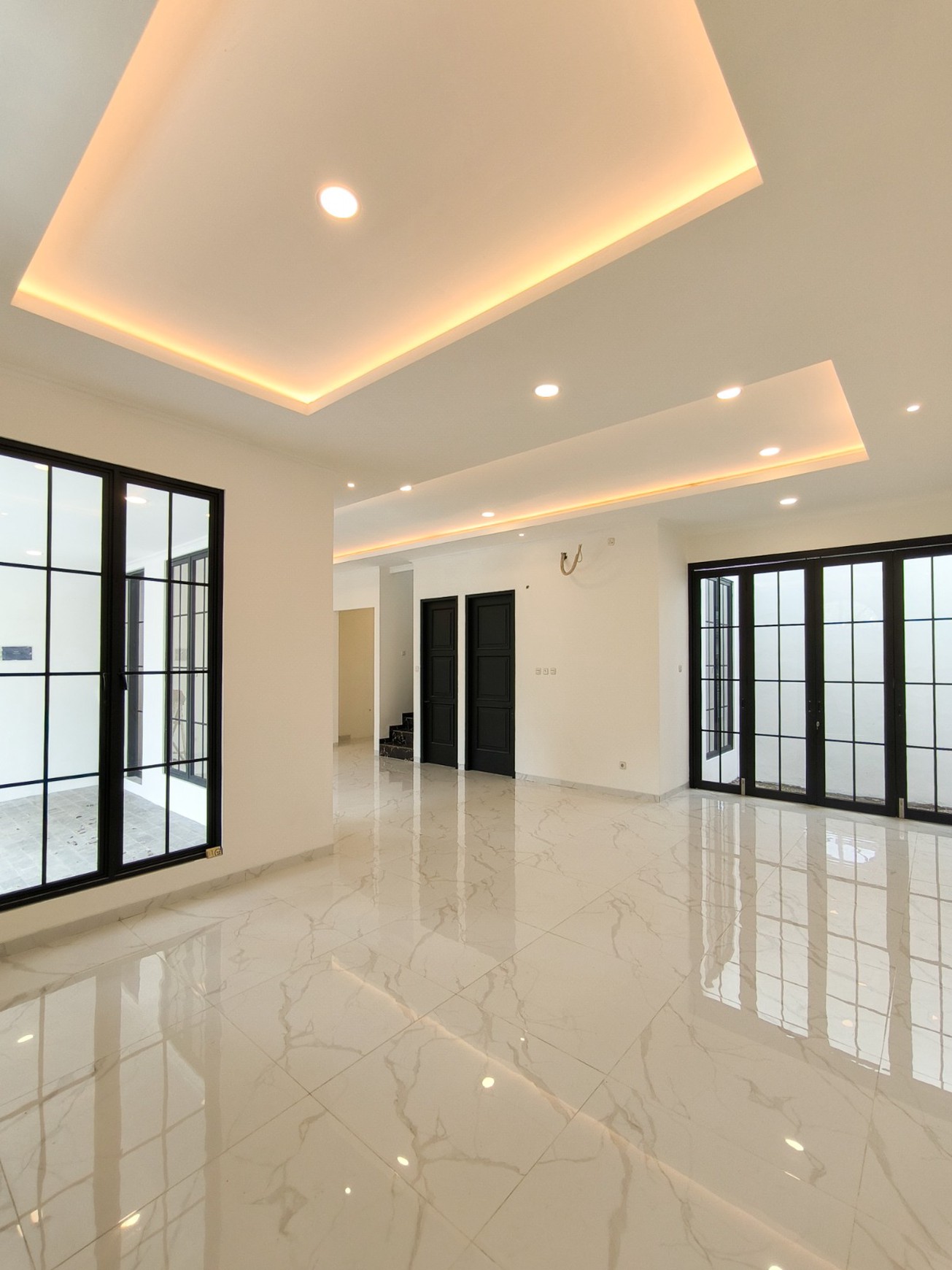 Rumah Bagus Brand New Lingkungan Asri di Cluster Kasuari, Bintaro Jaya, Sektor 9