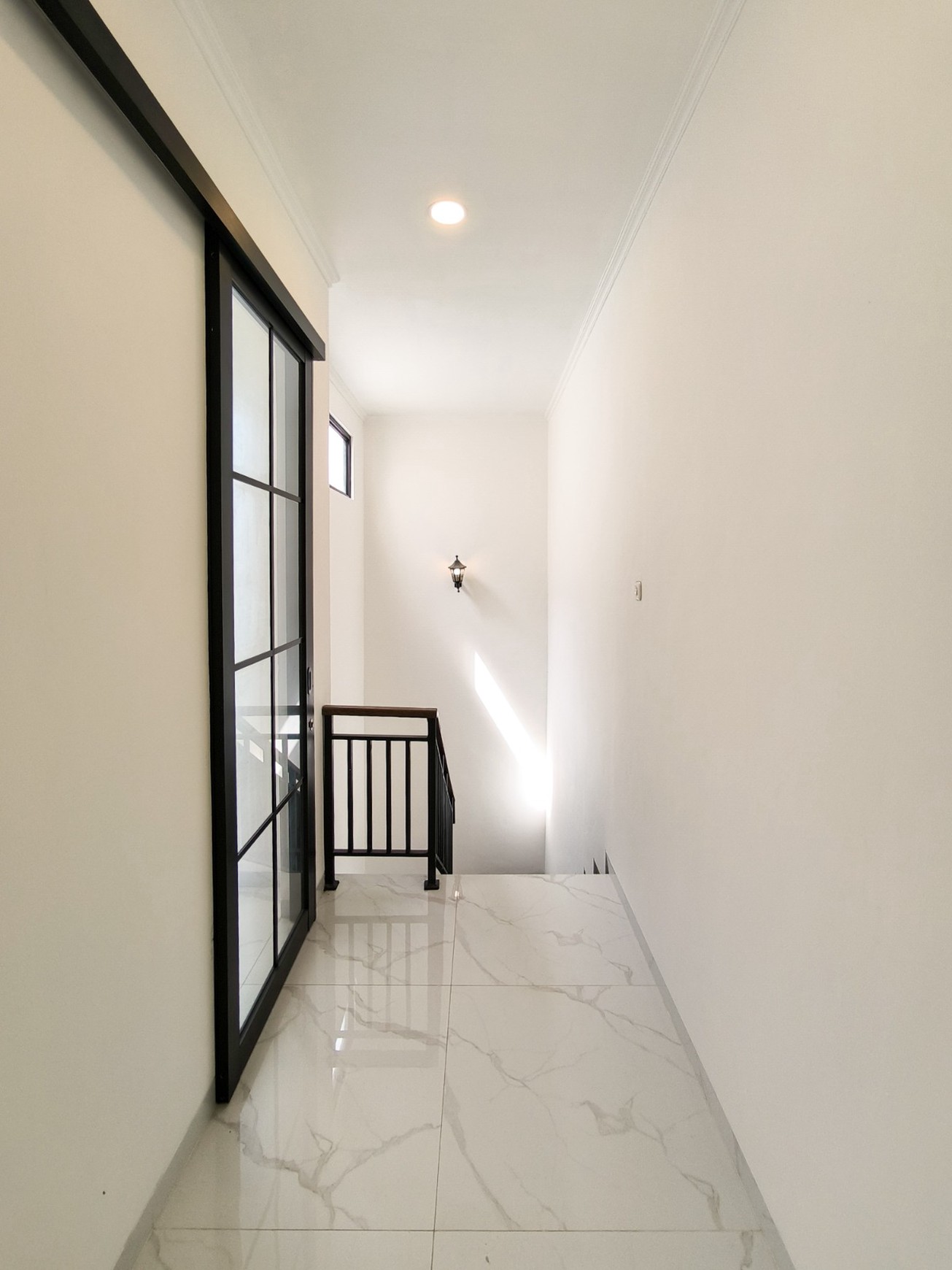 Rumah Bagus Brand New Lingkungan Asri di Cluster Kasuari, Bintaro Jaya, Sektor 9