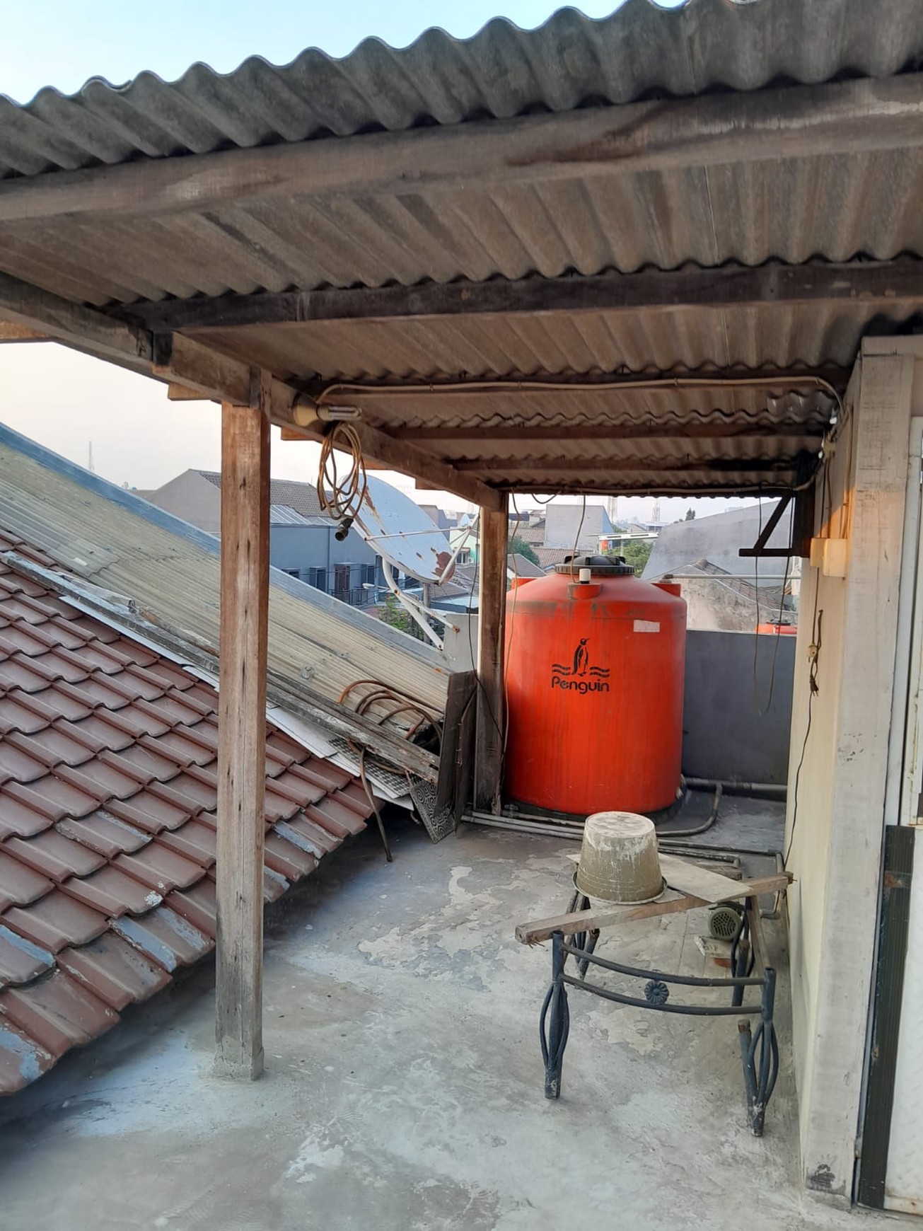 Dijual Rumah Nyaman di Simprug Poris Tangerang Kota