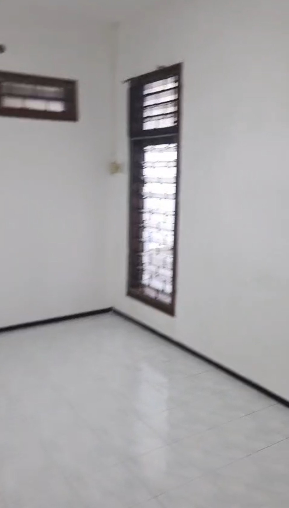 Disewakan Rumah Pucang Anom - Gubeng Kertajaya - Surabaya Timur