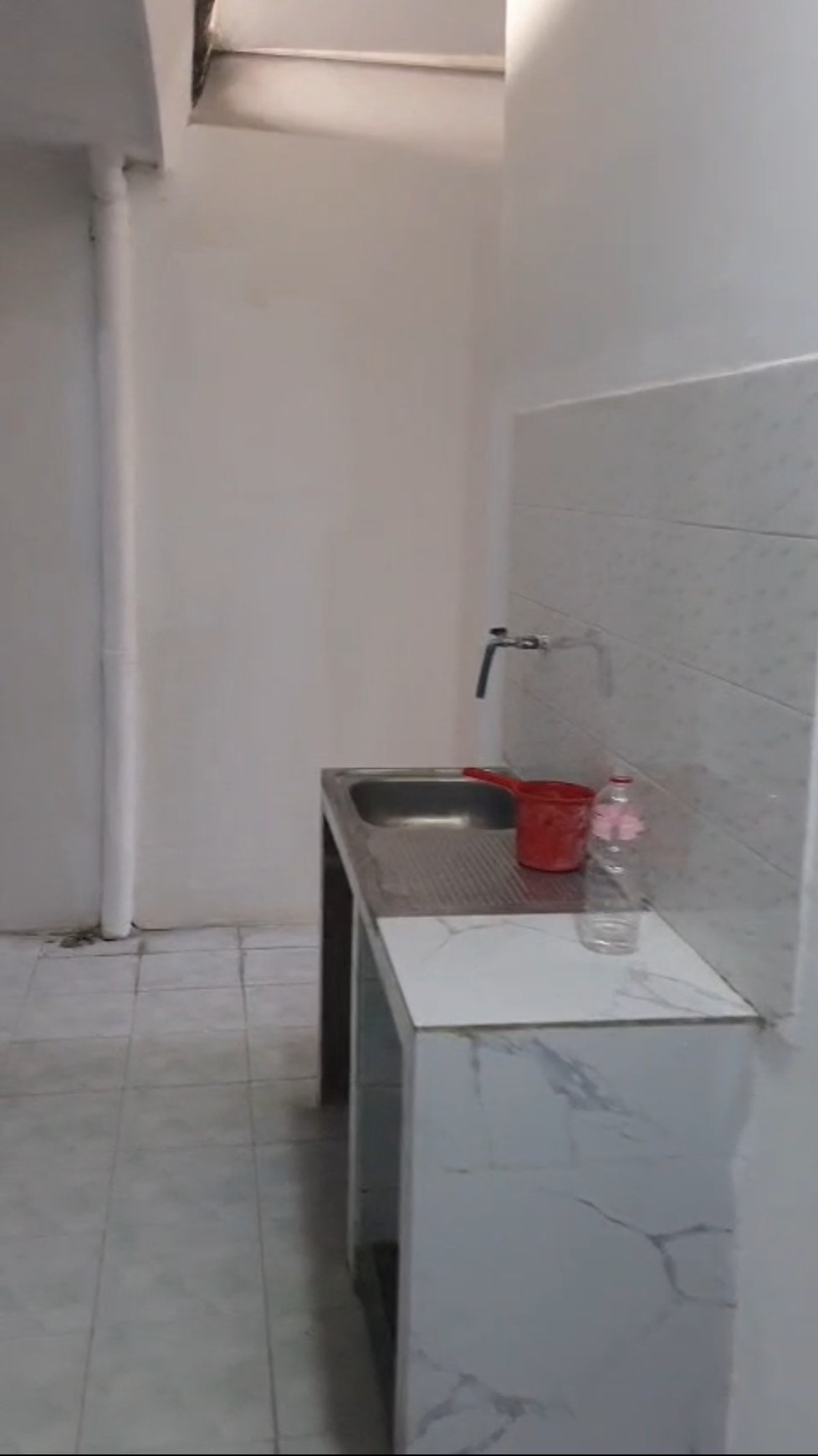 Disewakan Rumah Pucang Anom - Gubeng Kertajaya - Surabaya Timur