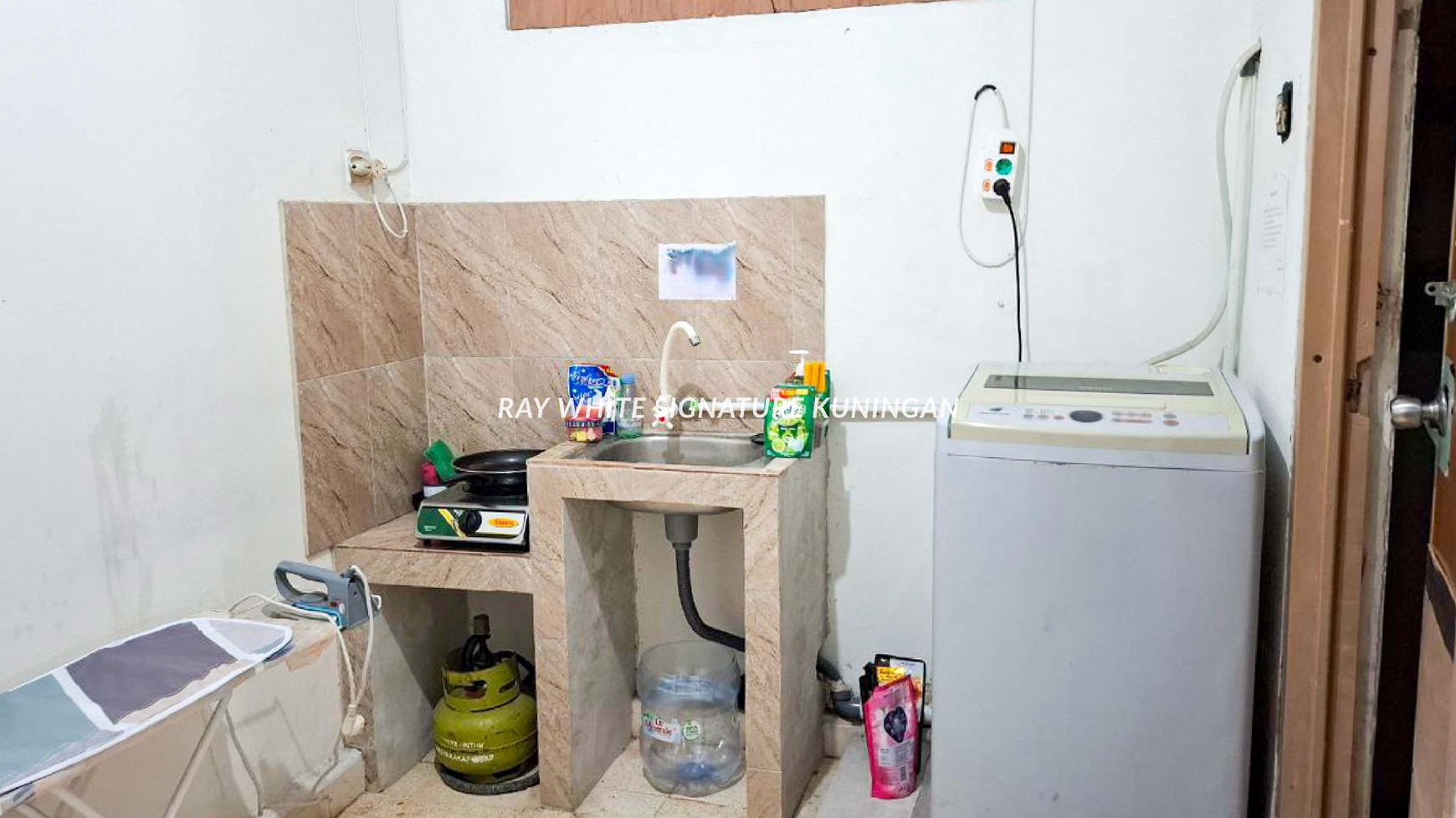 Rumah Kost dan Kios Usaha di Jl Setiabudi Timur Cocok Untuk Invest