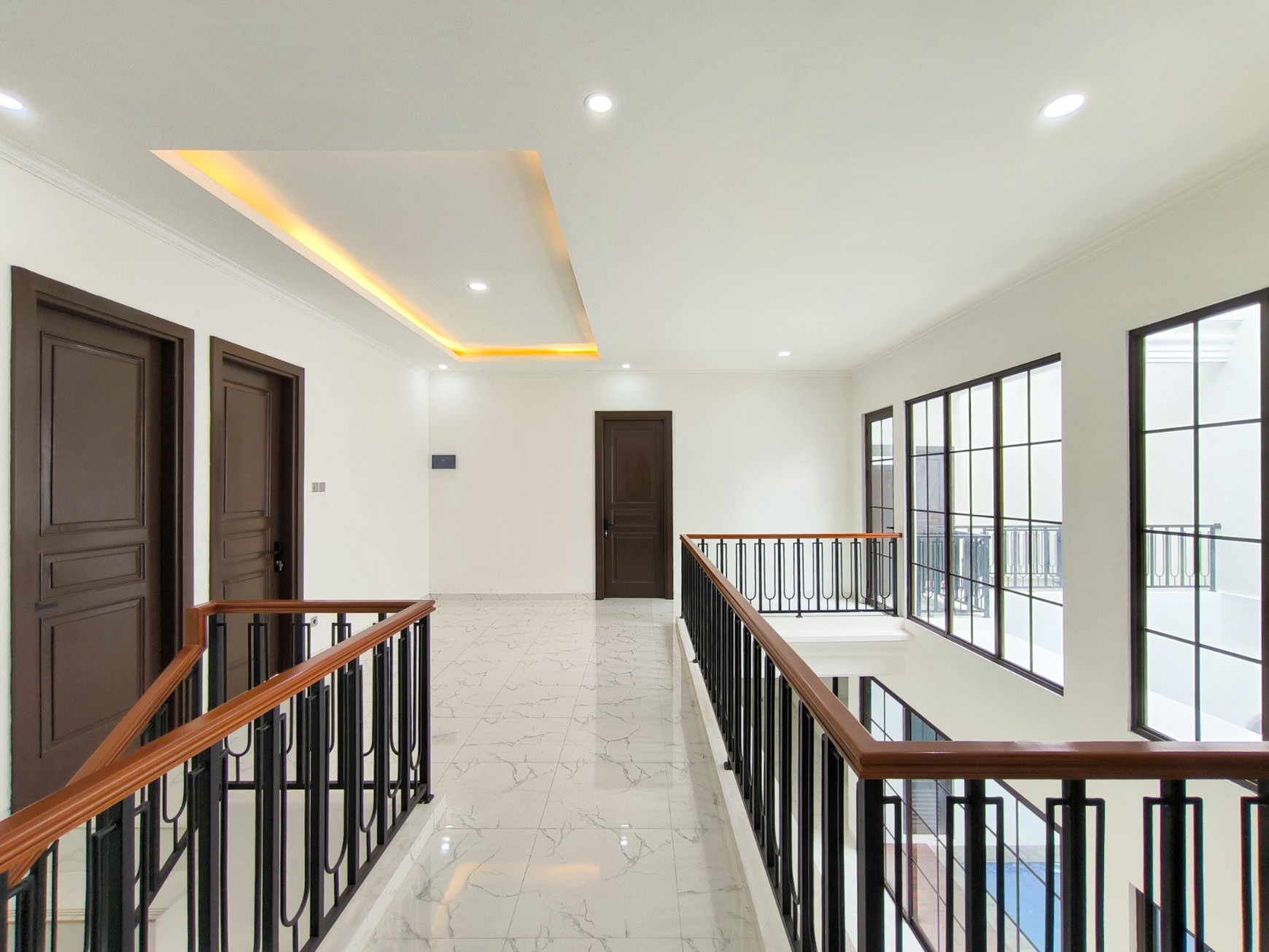 Rumah Baru,ada kolam renang,dalam cluster di Bintaro Jaya 9